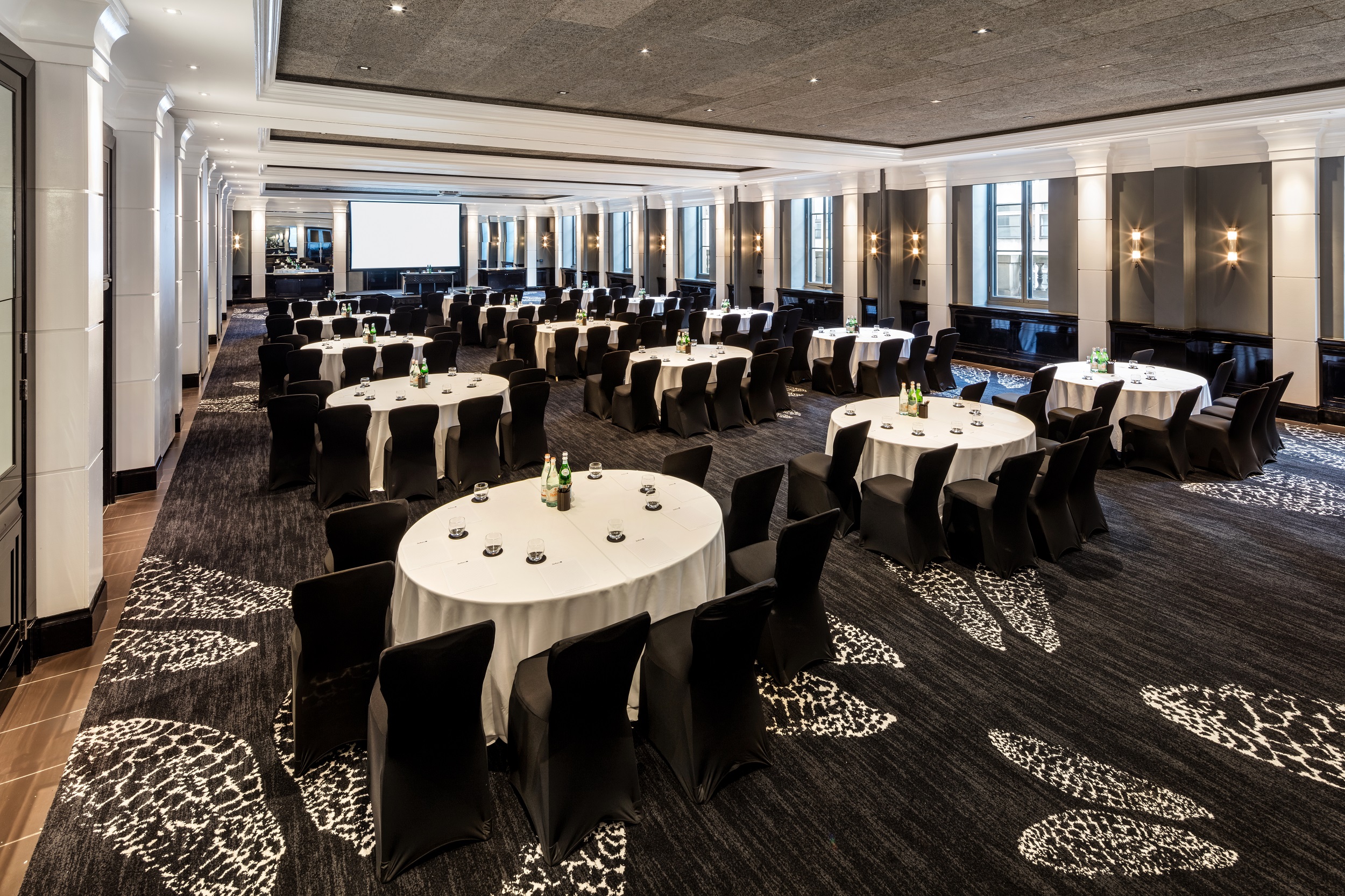 Halle Suite at The Edwardian Manchester, spacious venue for conferences and banquets.