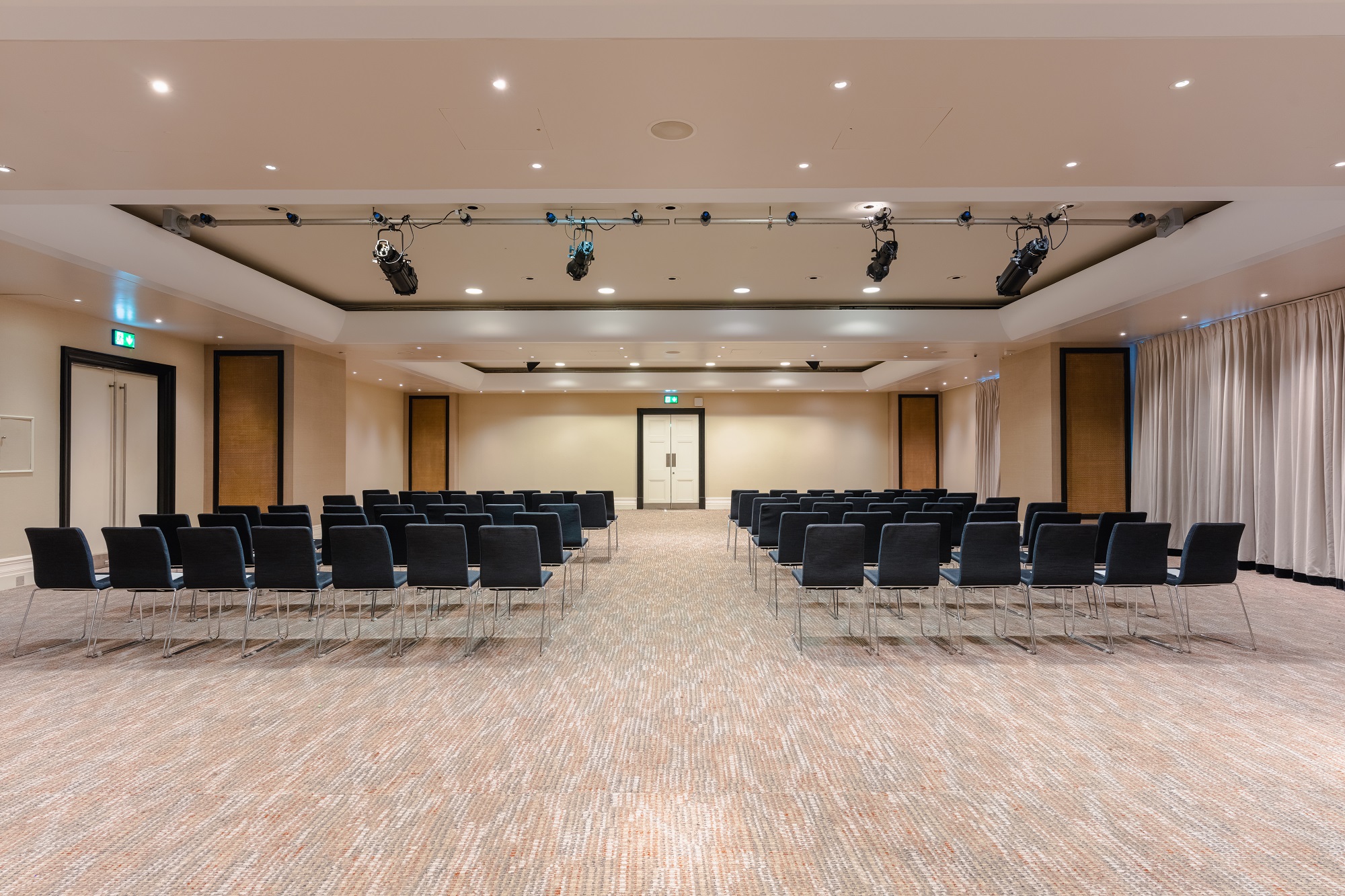 Great Eastern Suite - 3nvnxwsvnev.jpg