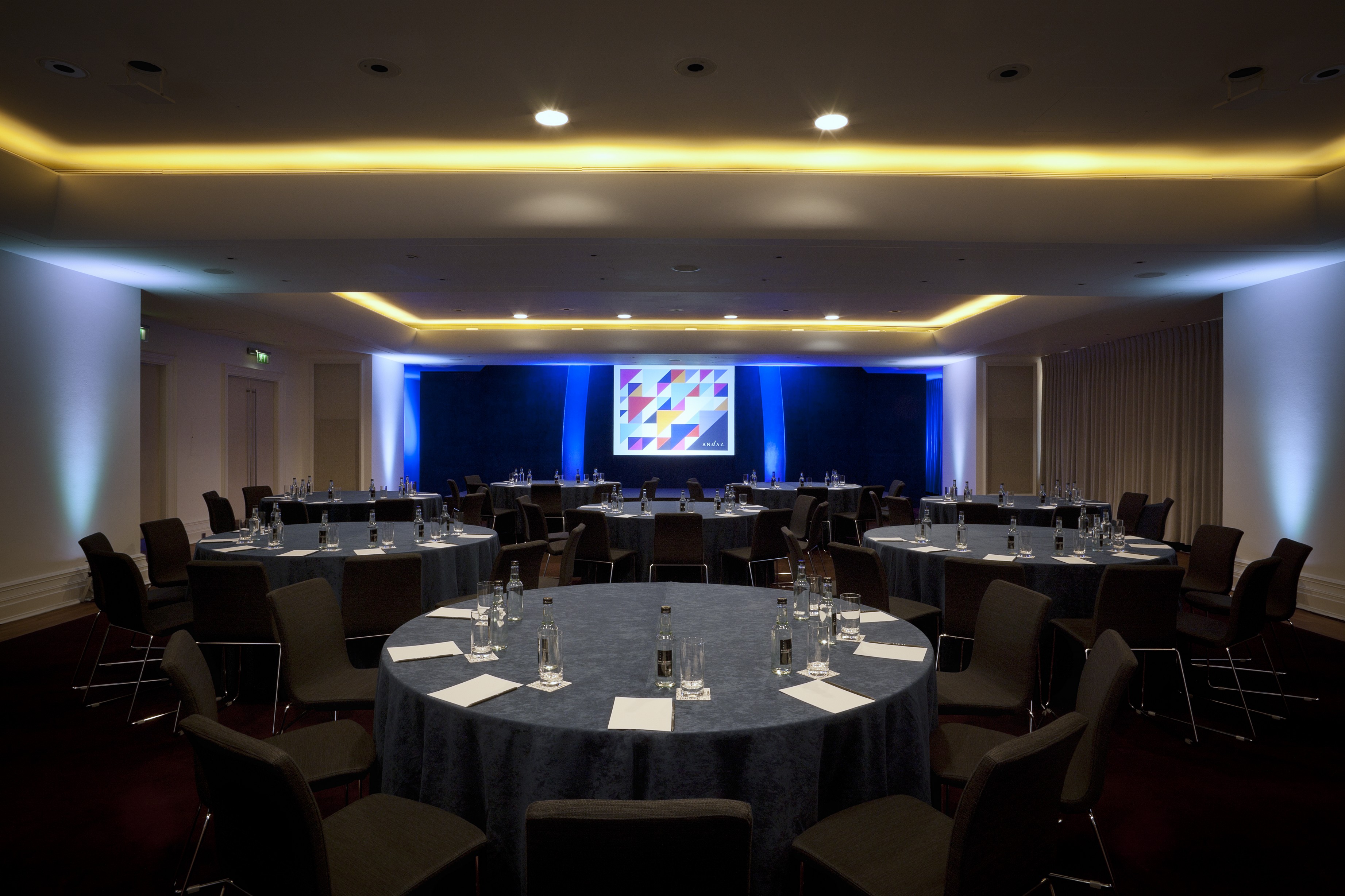 Great Eastern Suite at Andaz London: elegant meeting space for workshops and conferences.