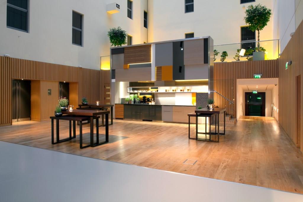 Great Eastern Suite - qi22jpbhqke.jpg