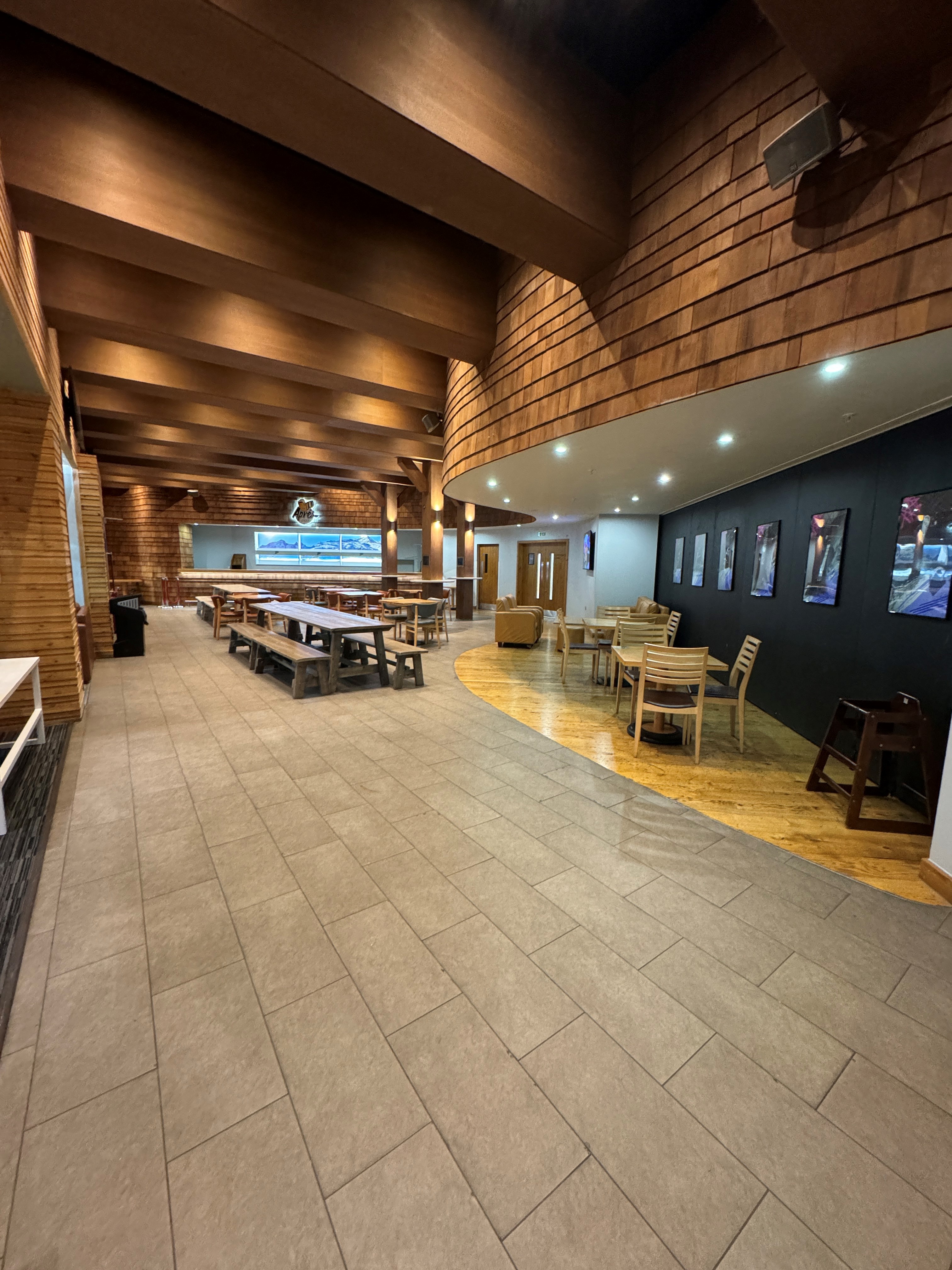 Après Lodge - 221af4a6-4665-4cc5-b125-b6e0f83420ec.jpg