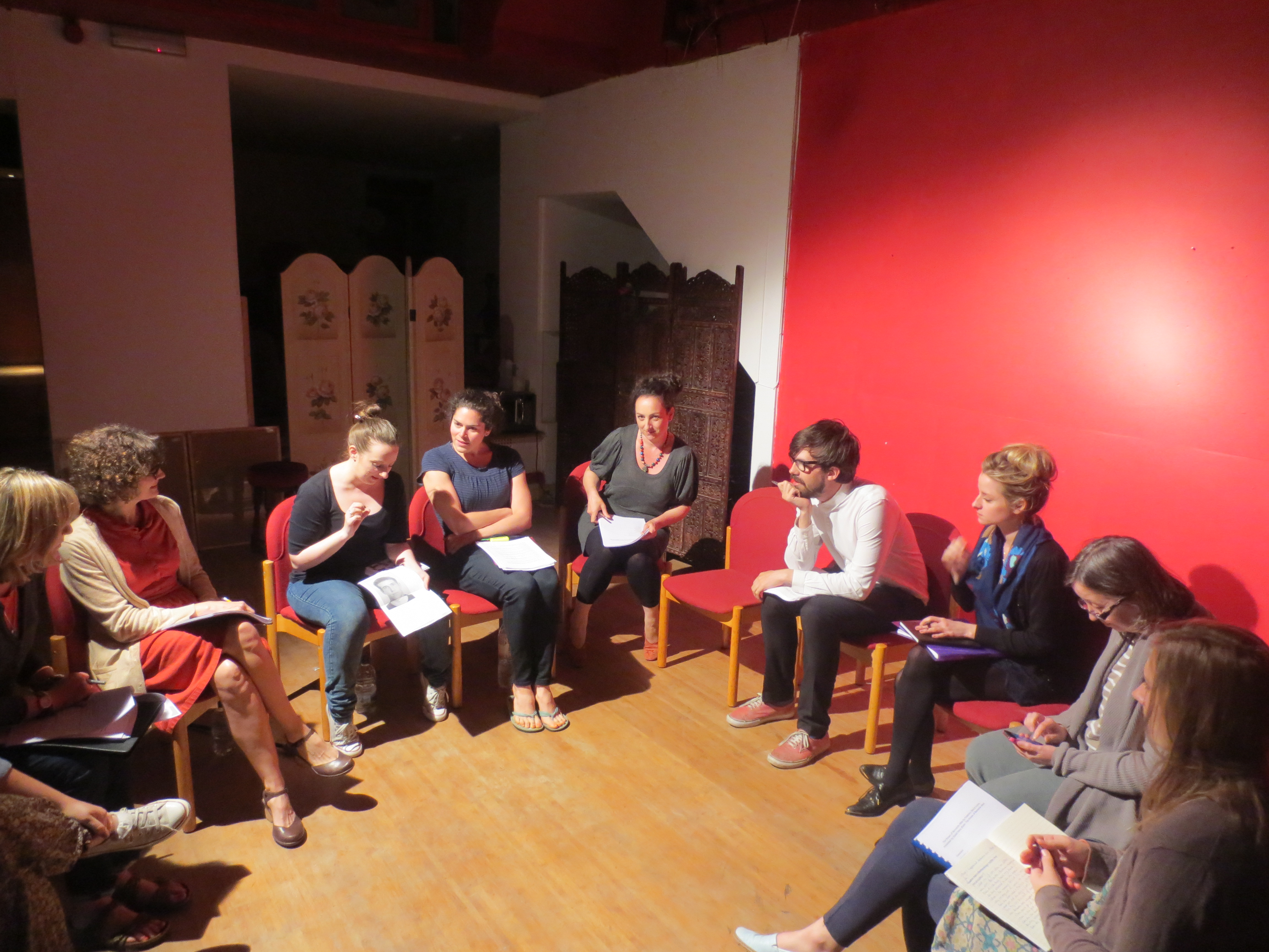 Cozy Salon Theatre meeting space for interactive brainstorming workshops.