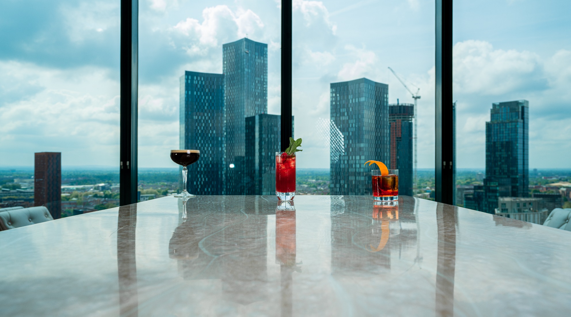 Sleek event space at Cloud 23 with skyline view, perfect for corporate gatherings and social events.