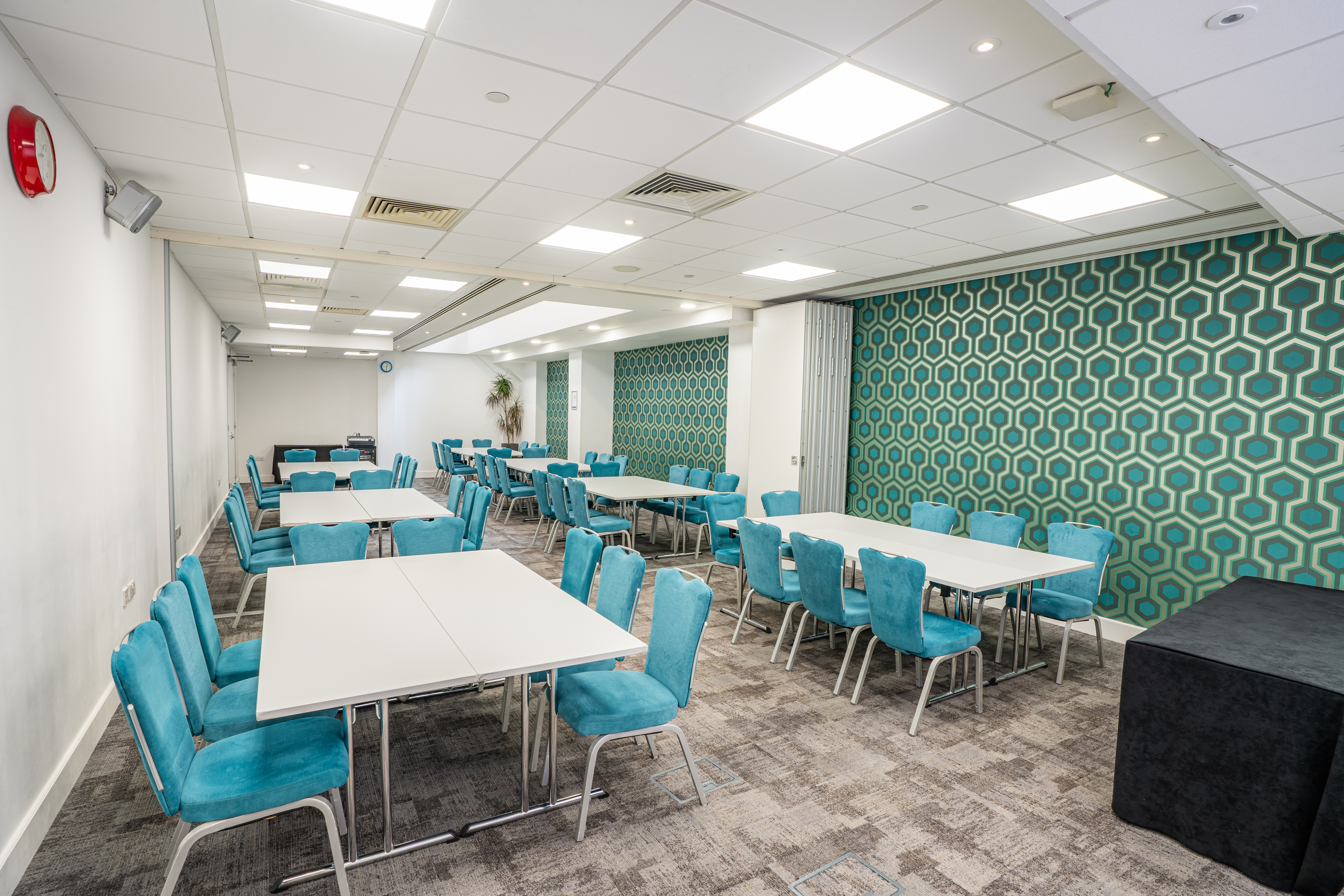 Aldgate/Bishopsgate - 6724a500-d715-44df-a4e9-6ed3cb7cb5f0.jpg