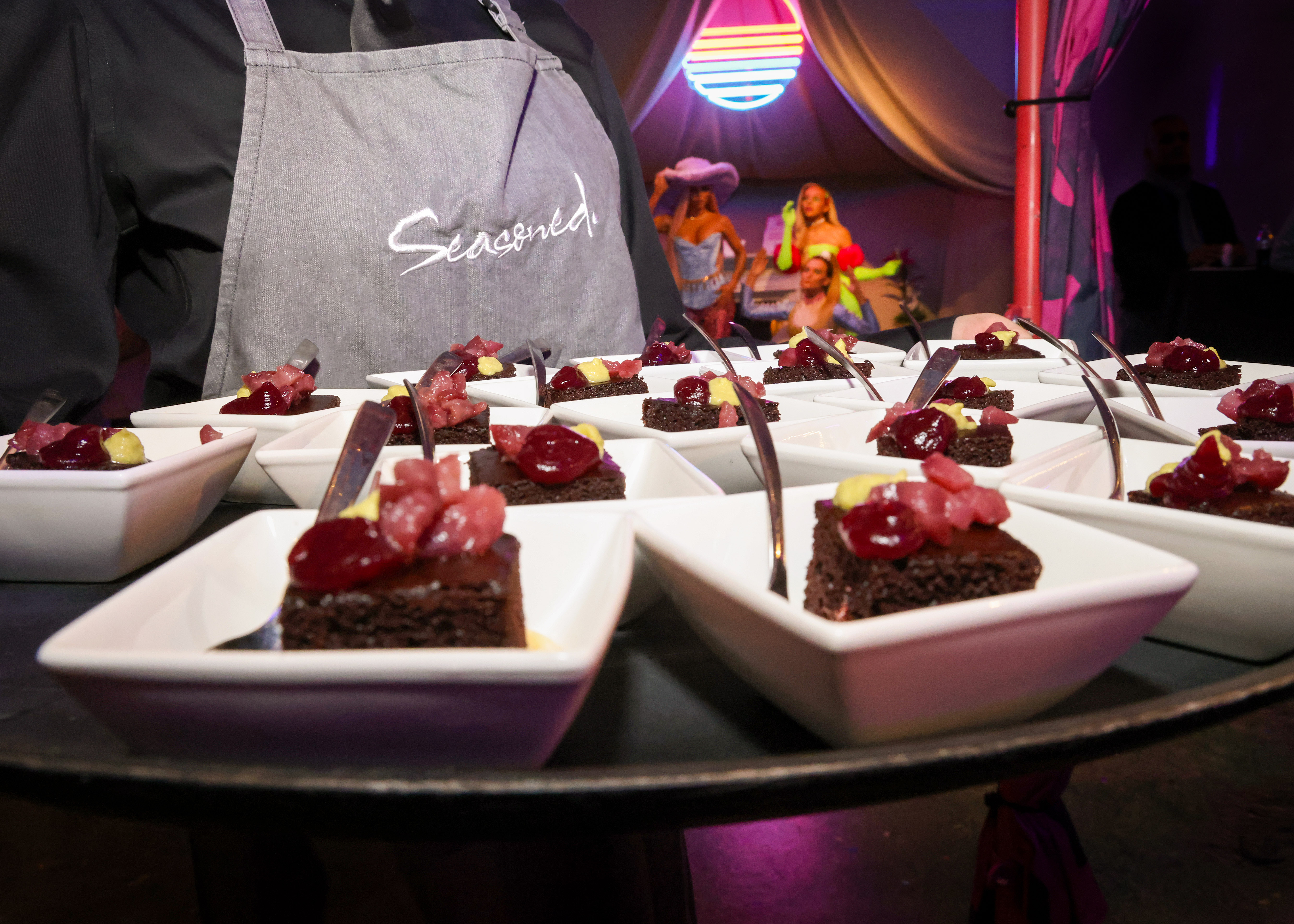 Party - 5sjsfyo3i1f.jpg