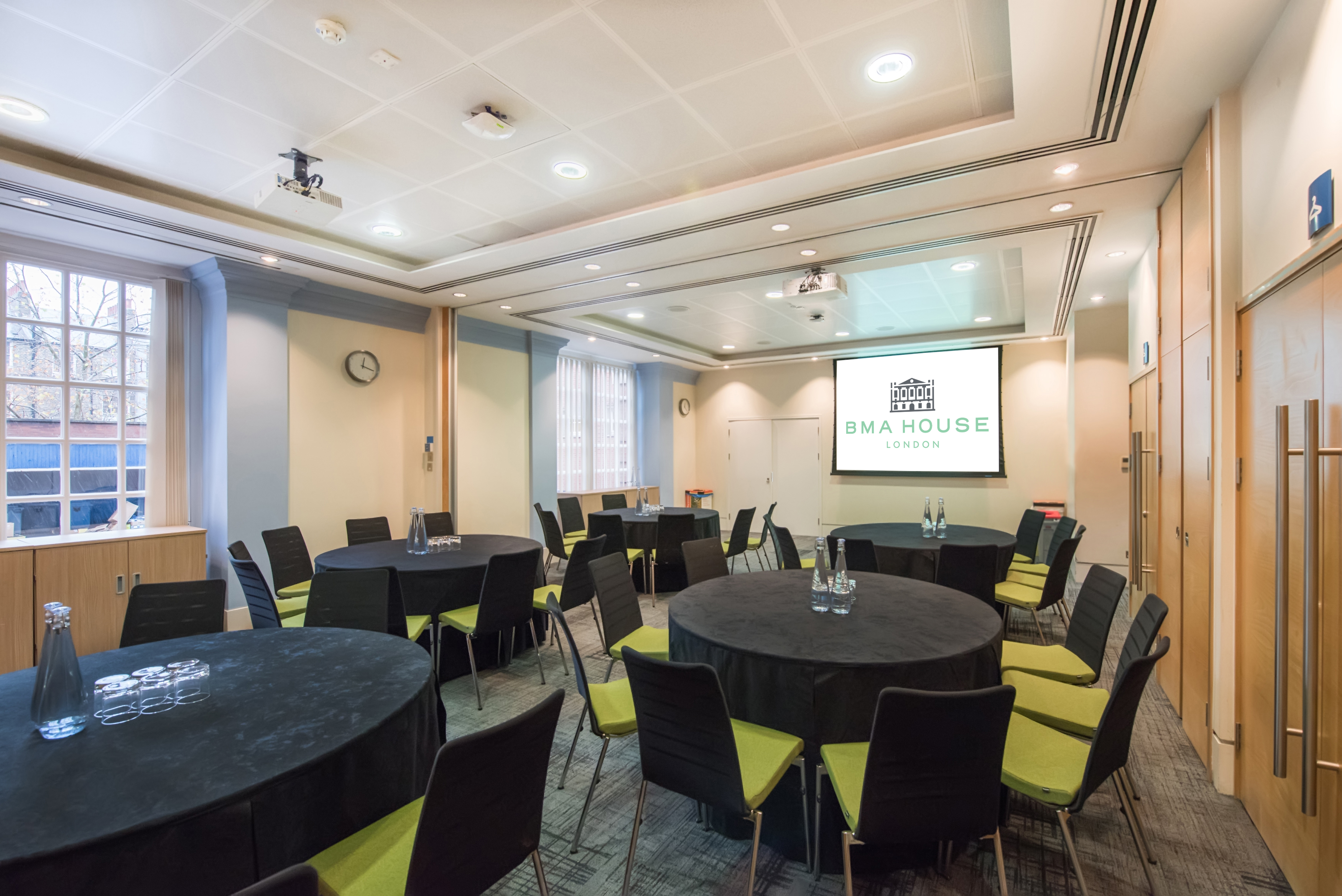 Anderson Barnes Suite - bk0yfz4axpr.jpg