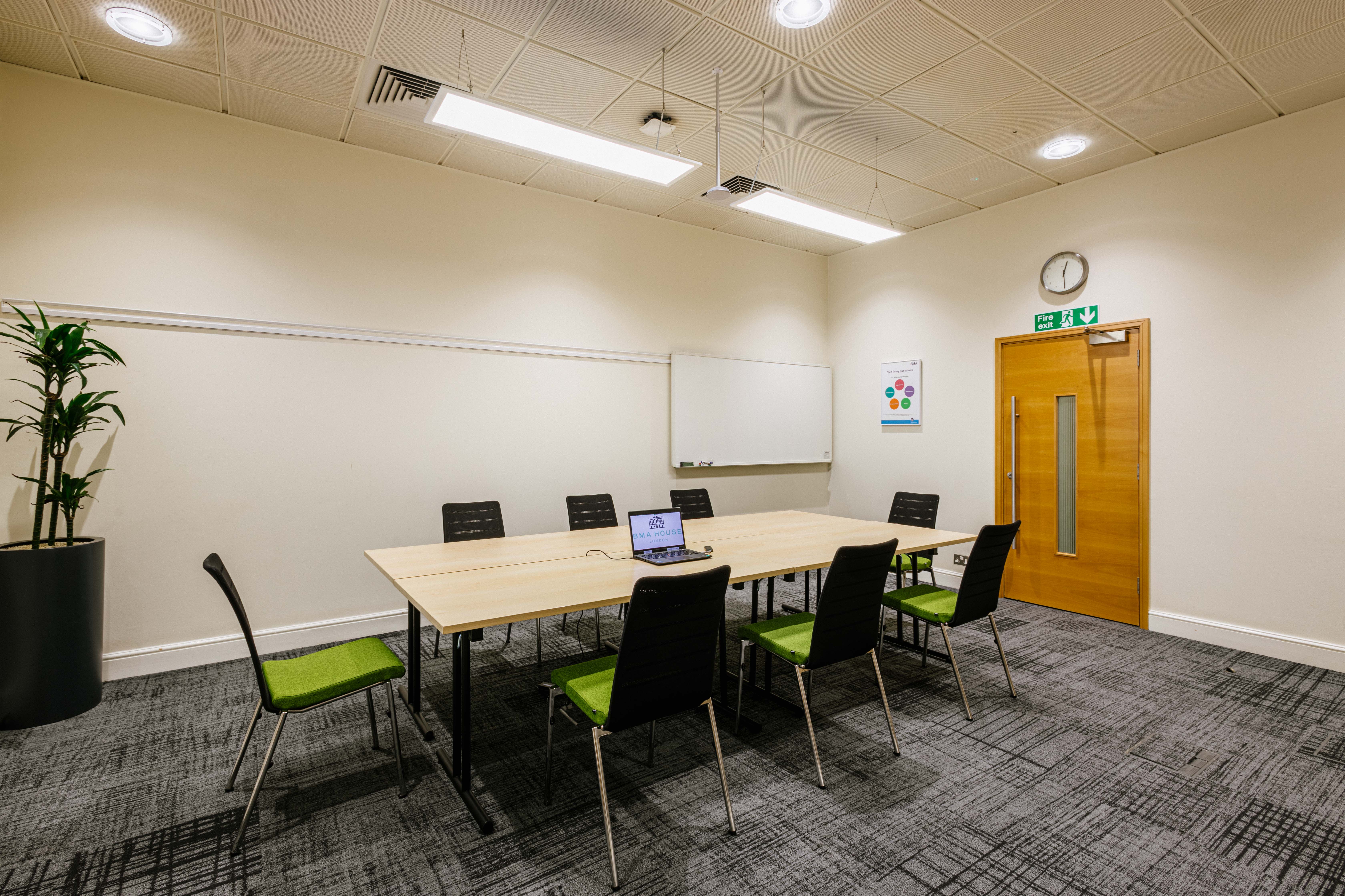 Simpson Room in BMA House: modern meeting space with ergonomic chairs for workshops.
