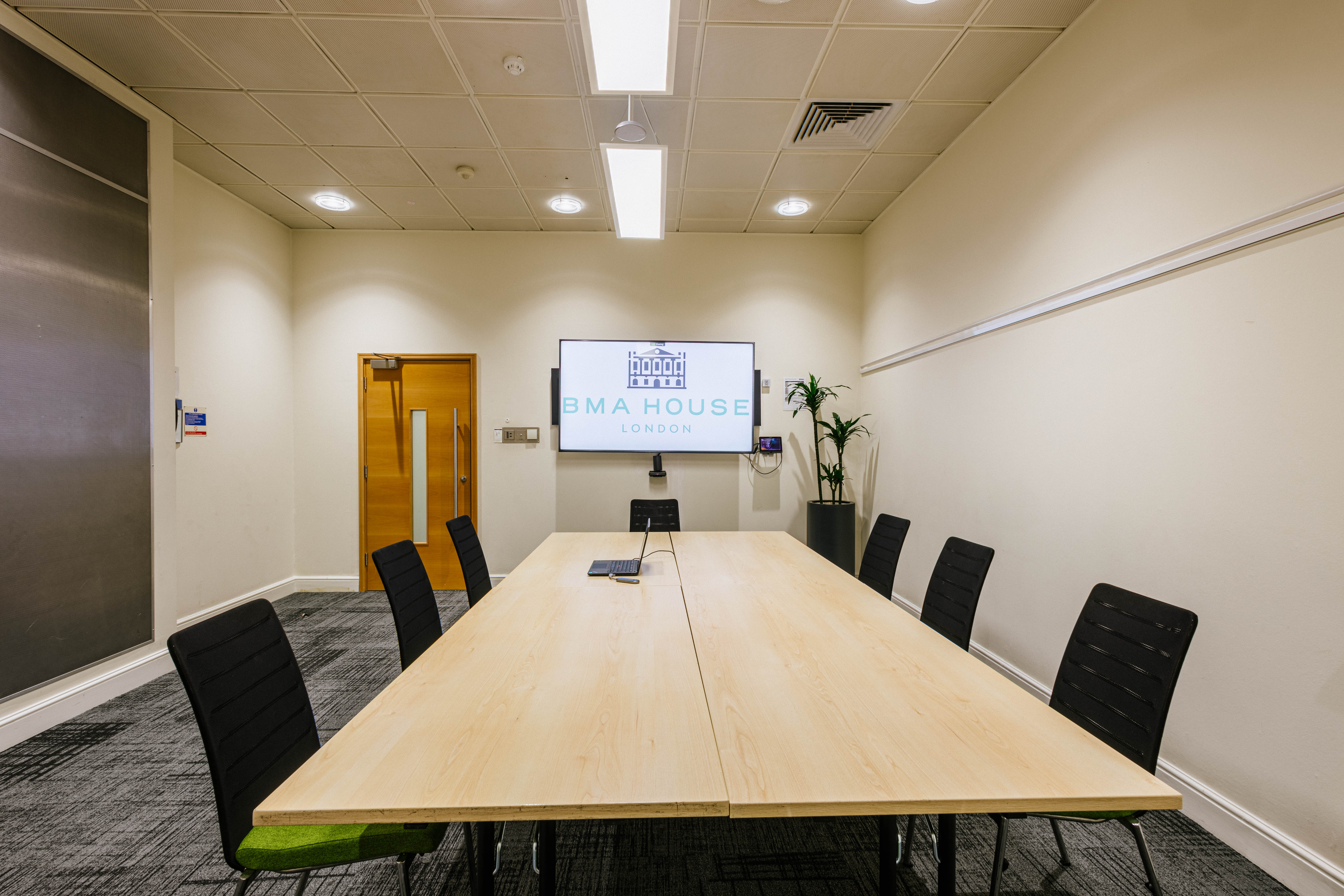 Simpson Room - ry113wilwvw.jpg