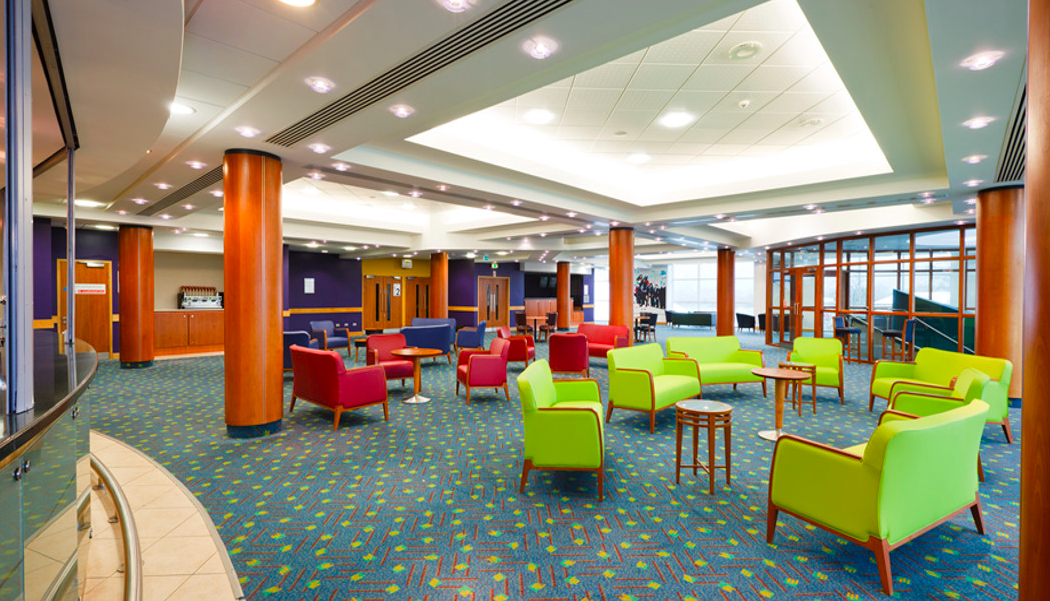 Istabraq at Cheltenham Racecourse: vibrant meeting space for networking and gatherings.