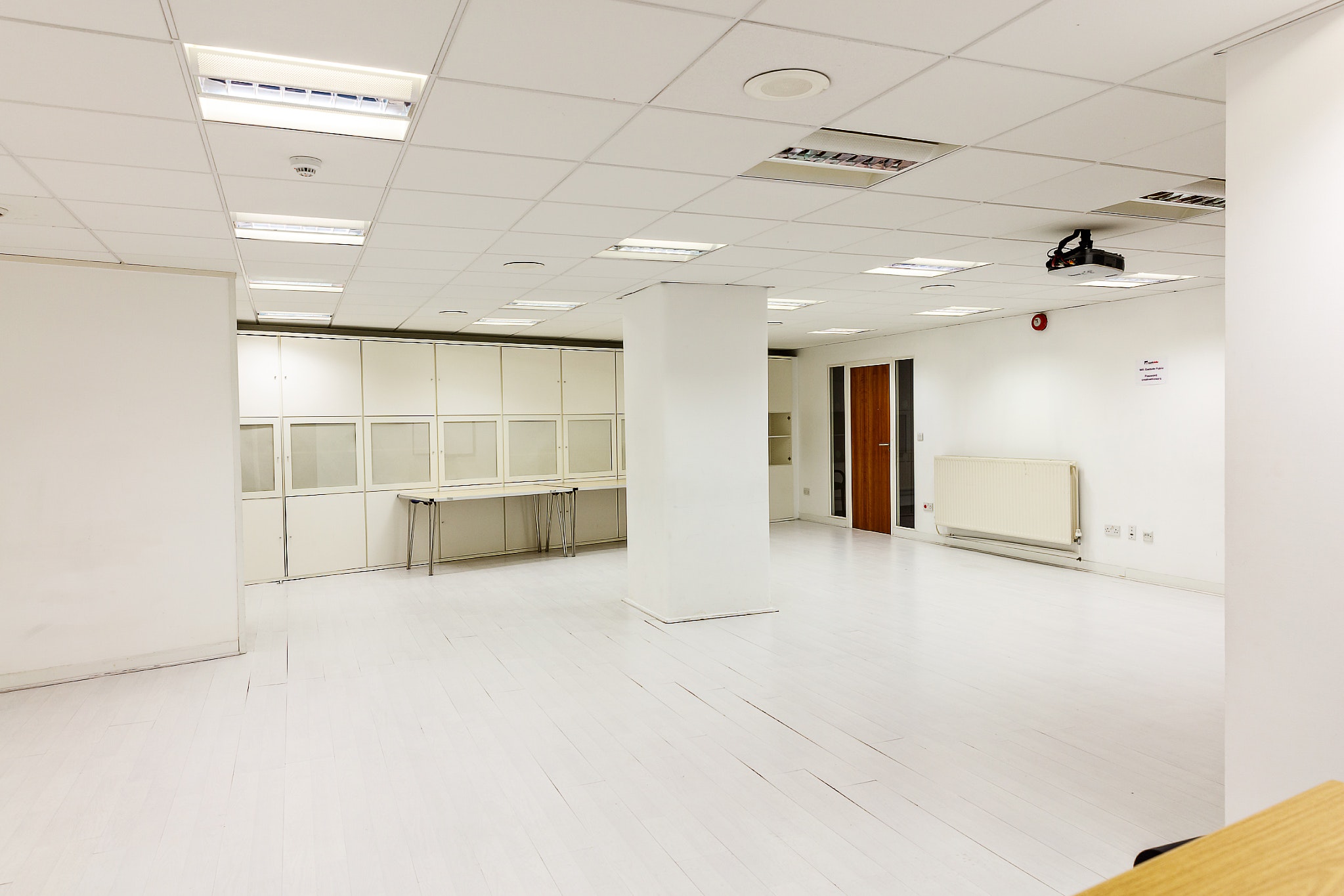Bright, blank meeting space in Eastside Shoreditch for versatile events and workshops.