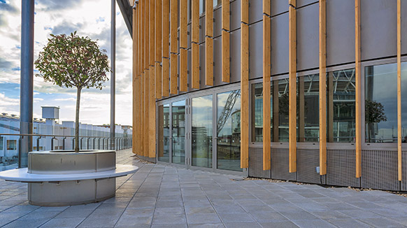 Modern outdoor boardroom at The Drum, Wembley, ideal for events and networking.