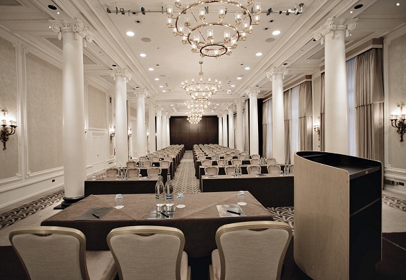 Adelphi Suite at Waldorf Hilton, London: elegant corporate event space with chandeliers.