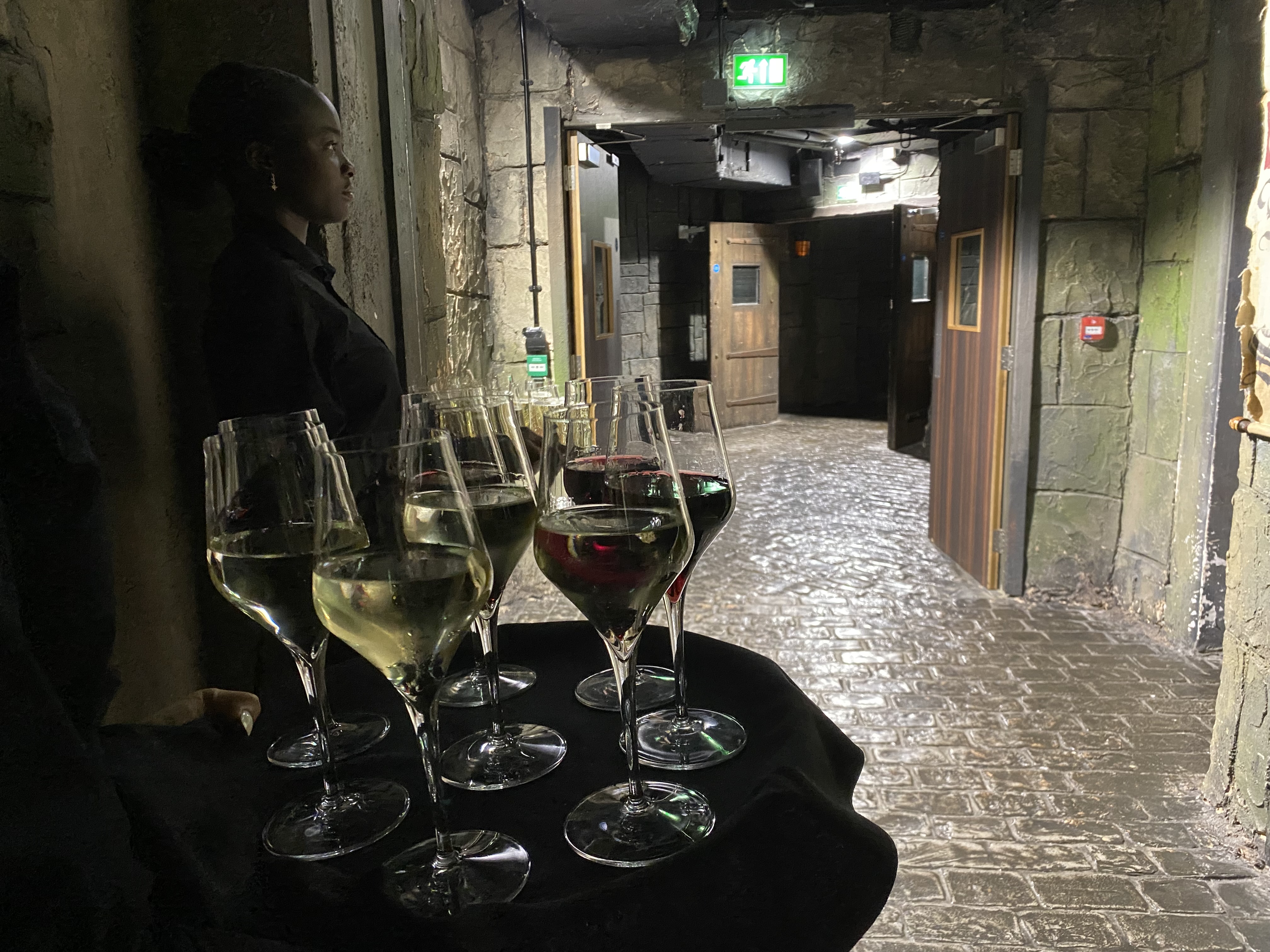 The Tavern - 1lfmkrhbbgy.JPG