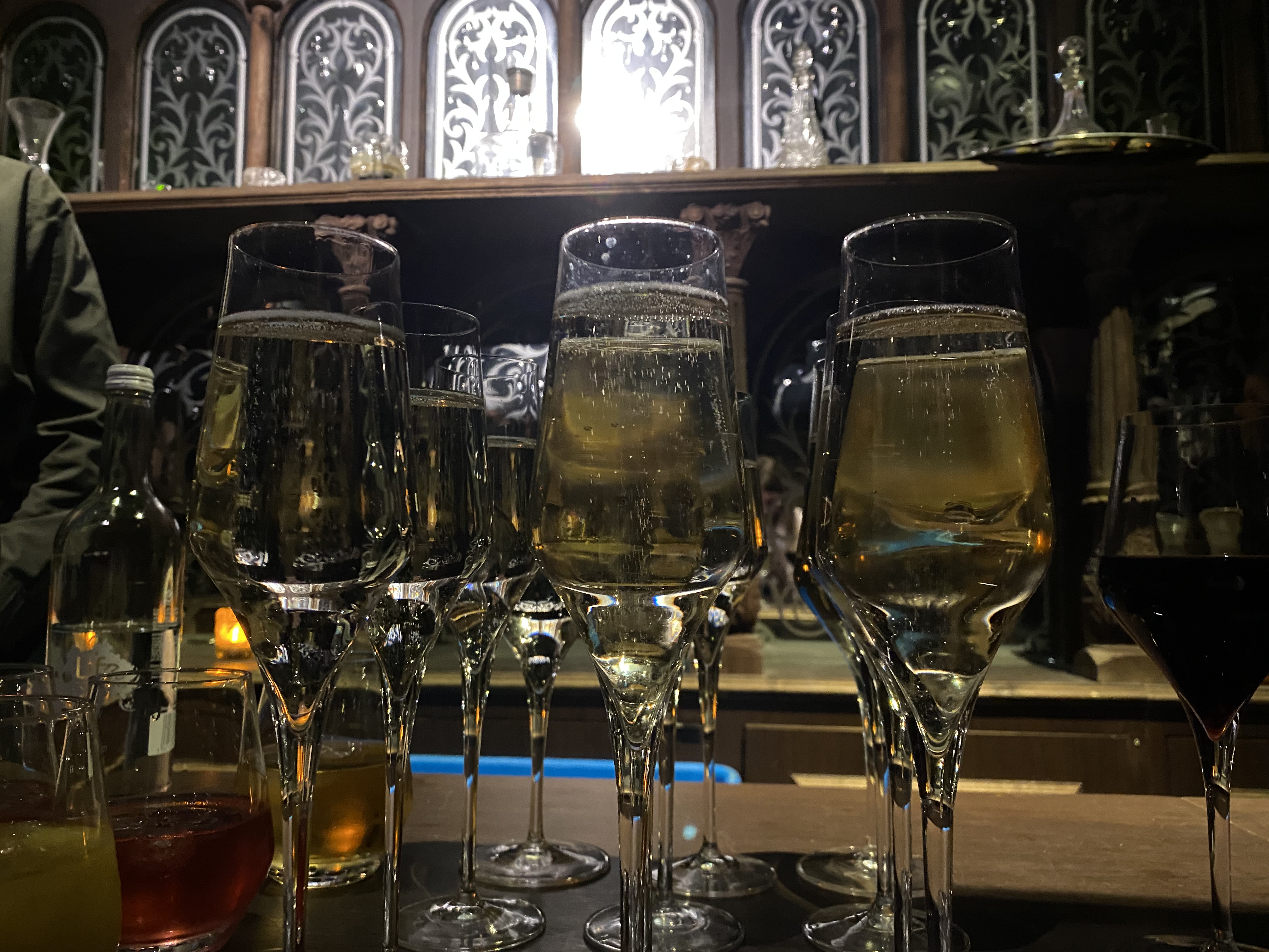 The Tavern - qys0dn2npsm.JPG