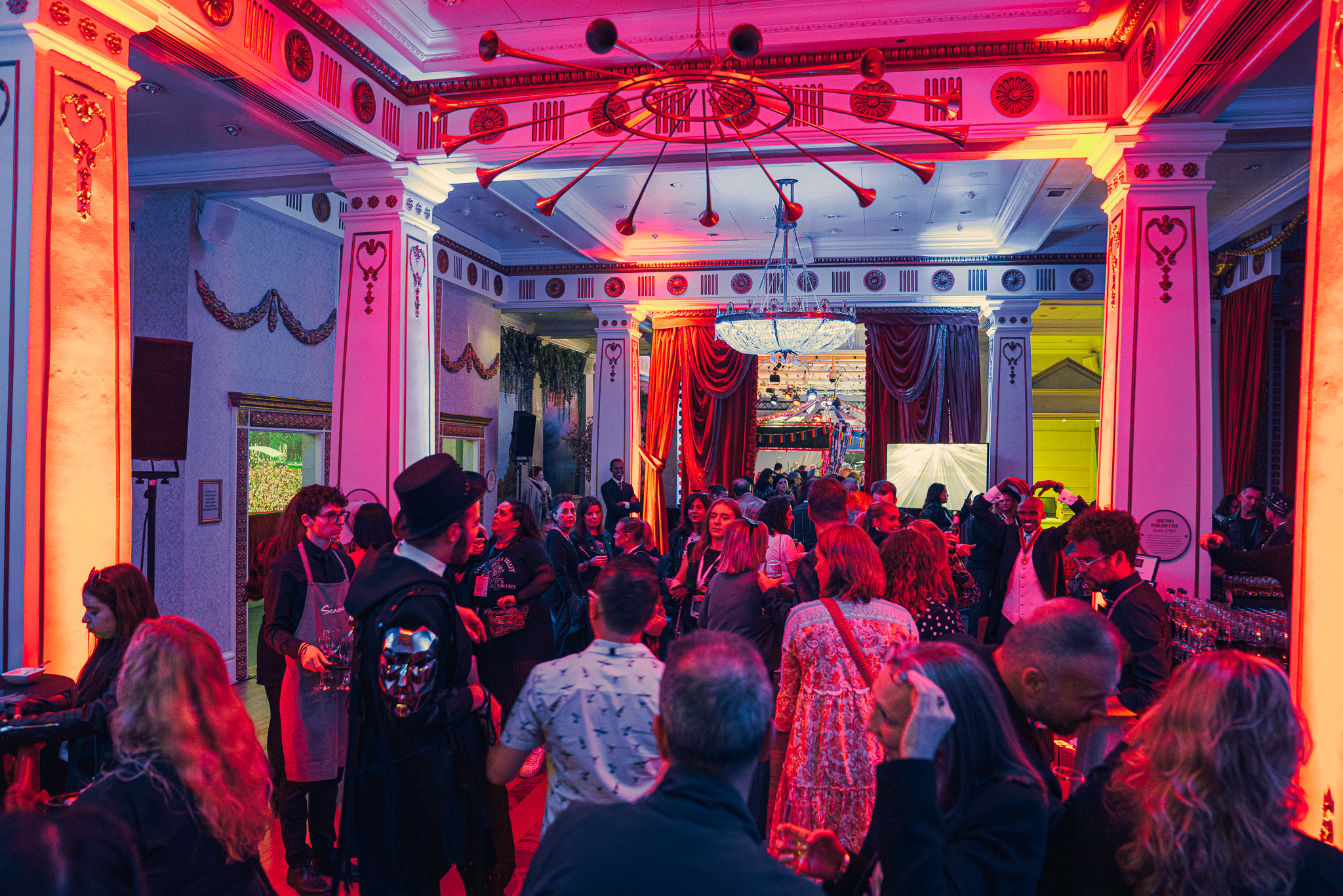 World Stage - at33bt4ortx.jpg