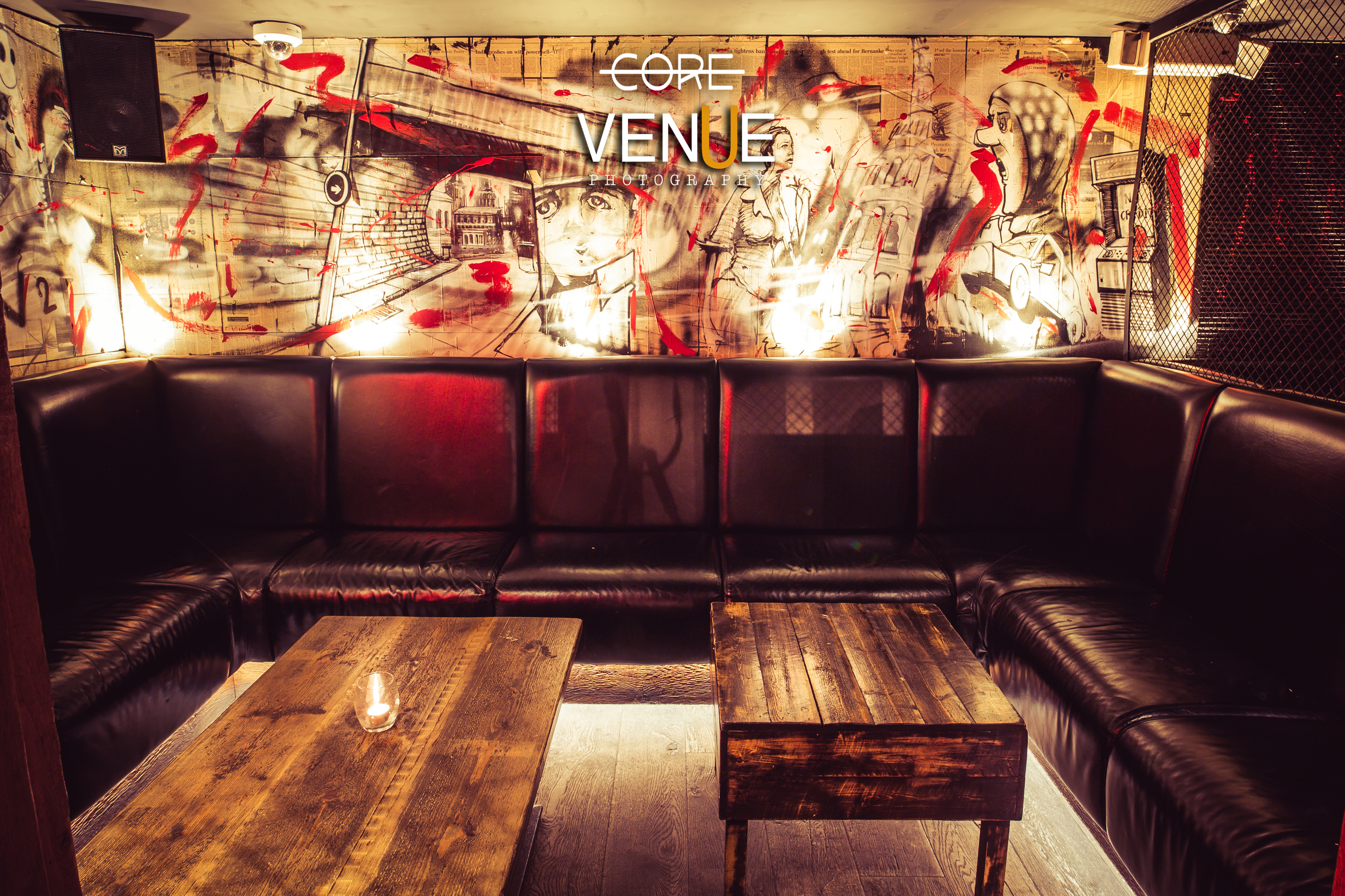 Stylish lounge with leather seating, ideal for networking events and gatherings.