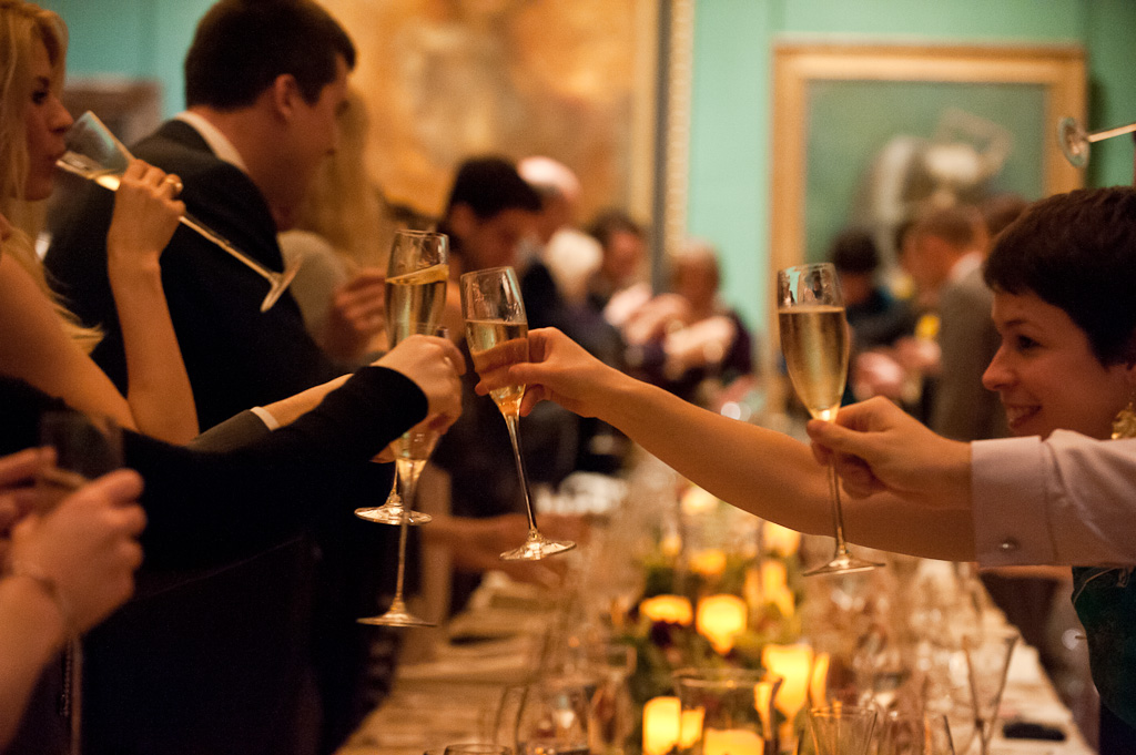 Elegant dining table toast at Watts Gallery, perfect for events and celebrations.