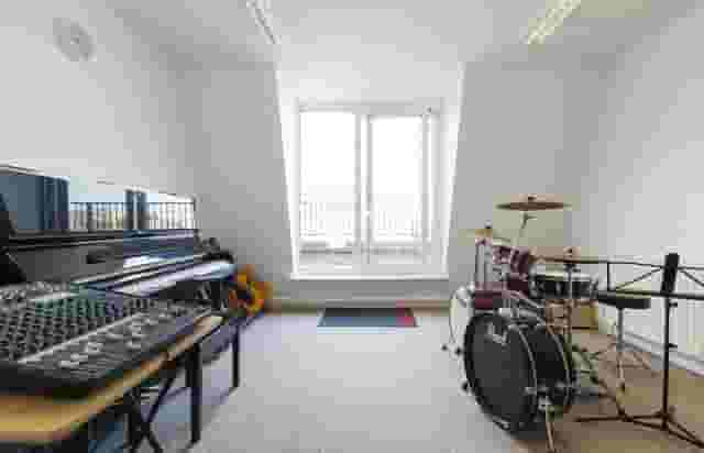 Large Music Room
