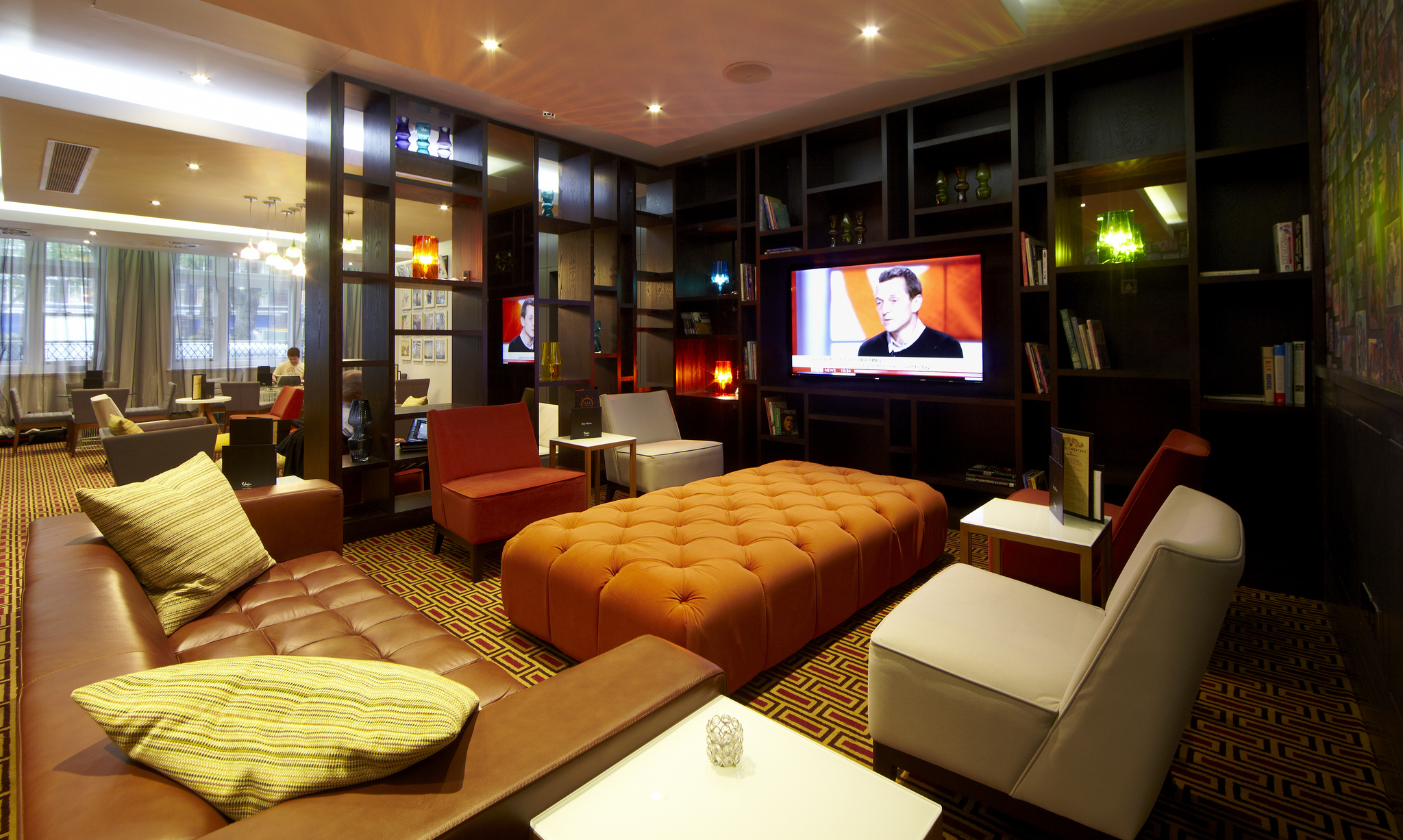 Mal Lounge - 3u4bemqrrjl.jpeg