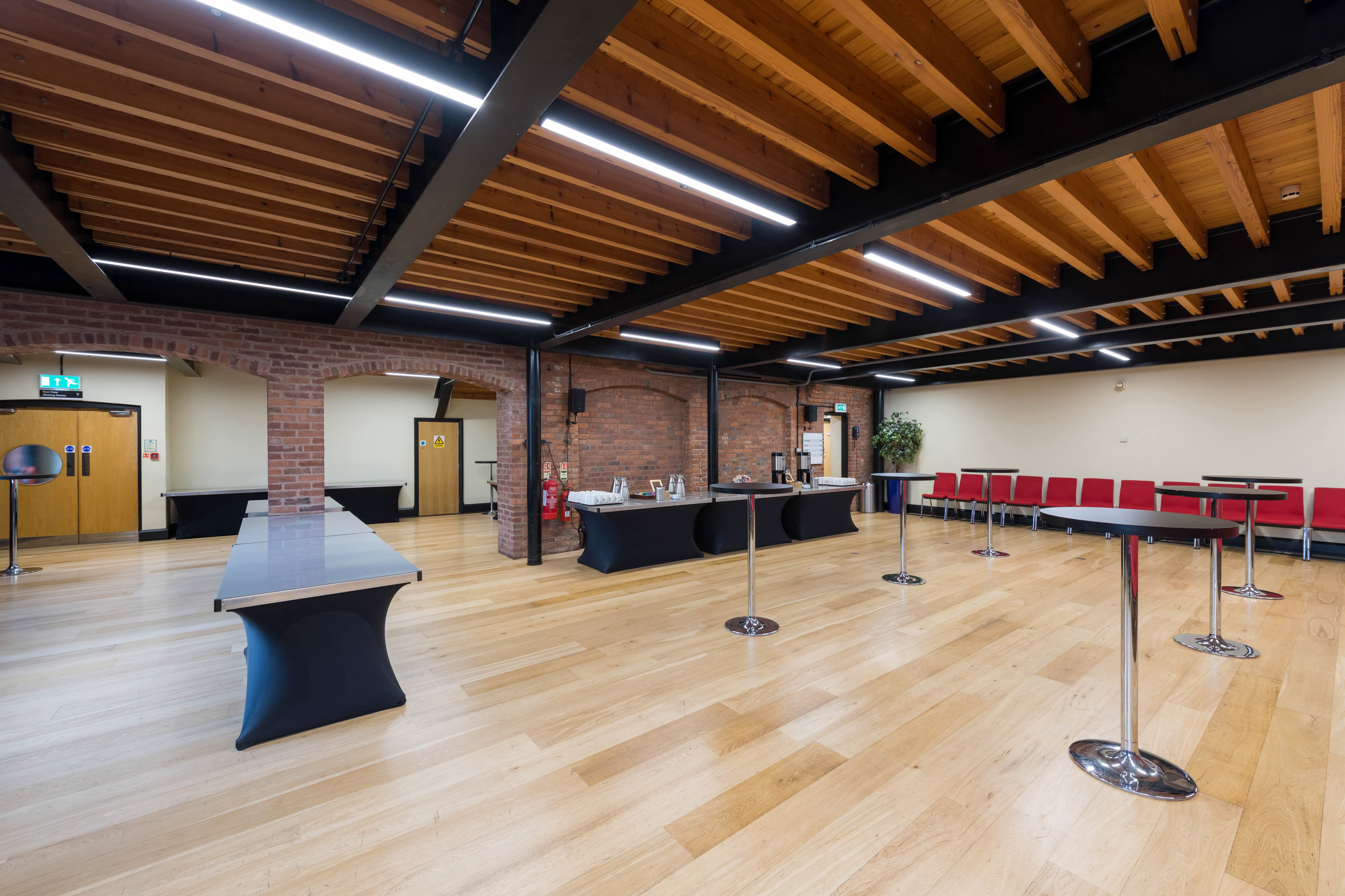 Waterside Room - 31940855-8df1-4304-9586-47be5766a4b8.jpg