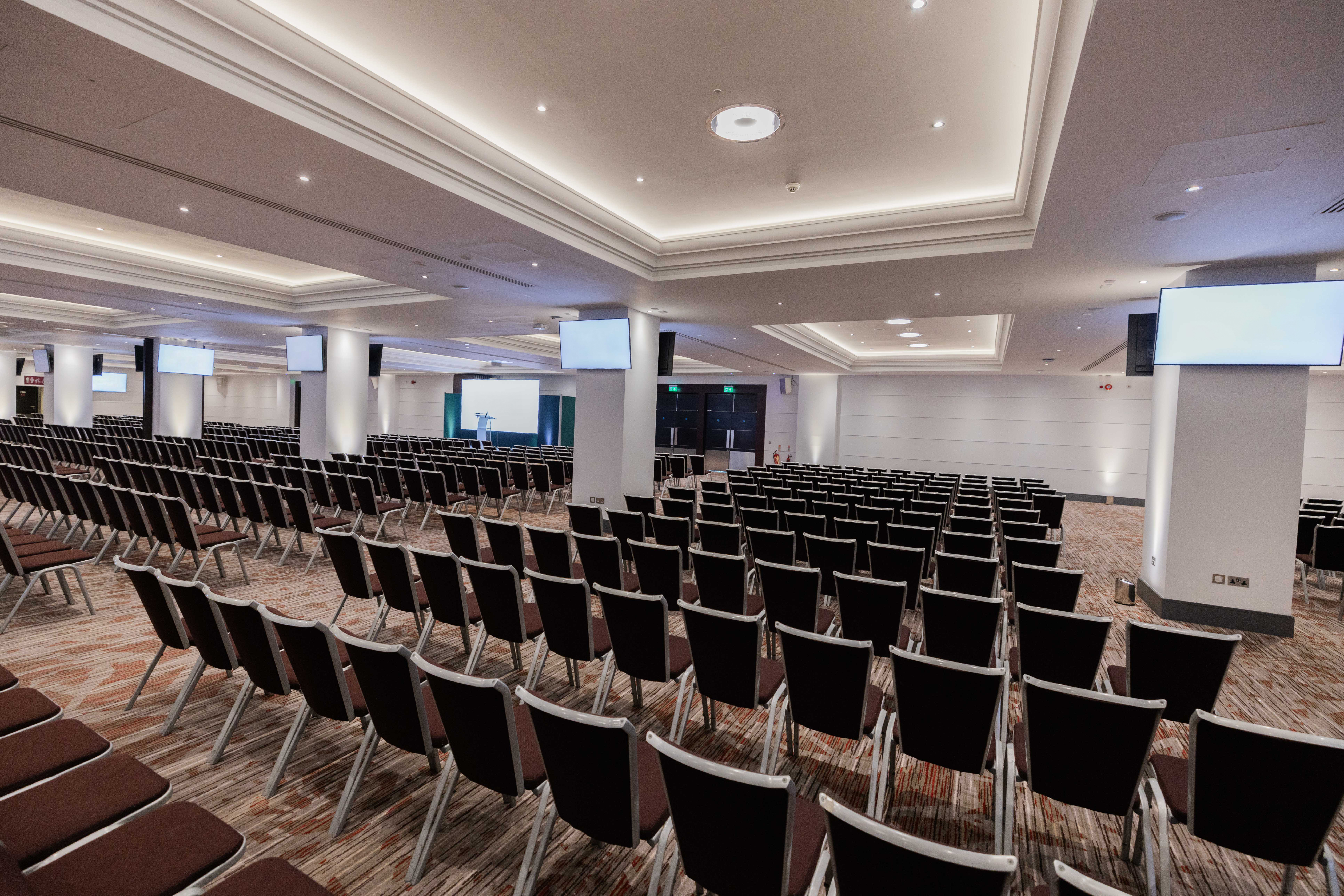 Rose Suite - u1zeuavisr5.jpg