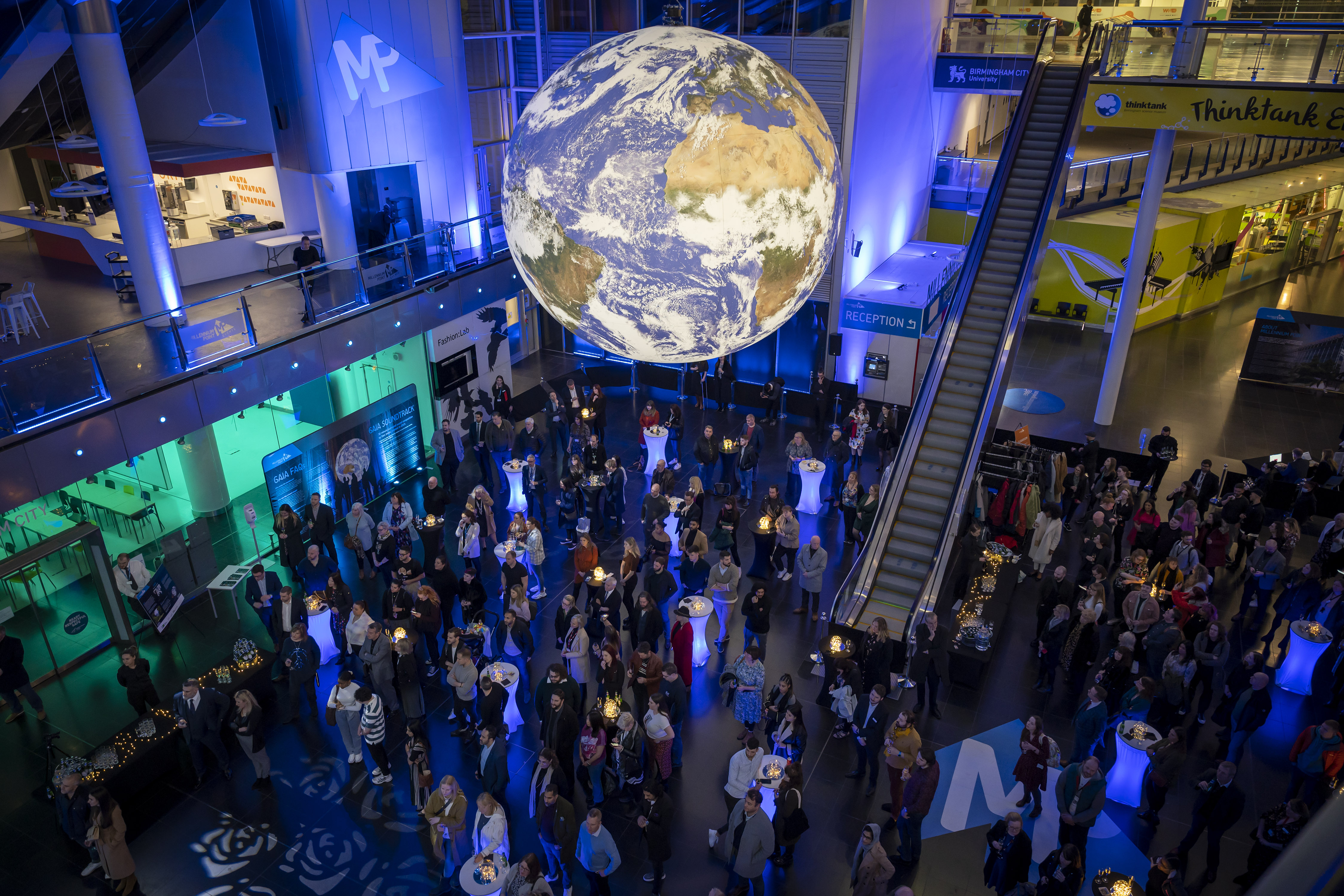 ATRIUM - phjkgh0a2cd.jpg