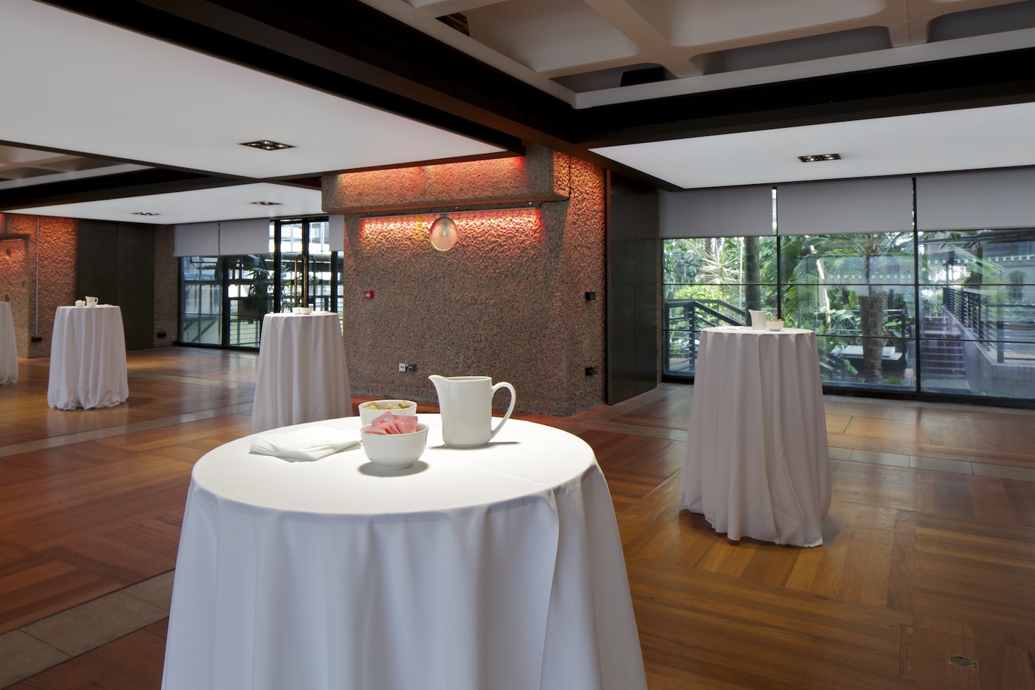 The Garden Room - zf2anrfu50a.jpg