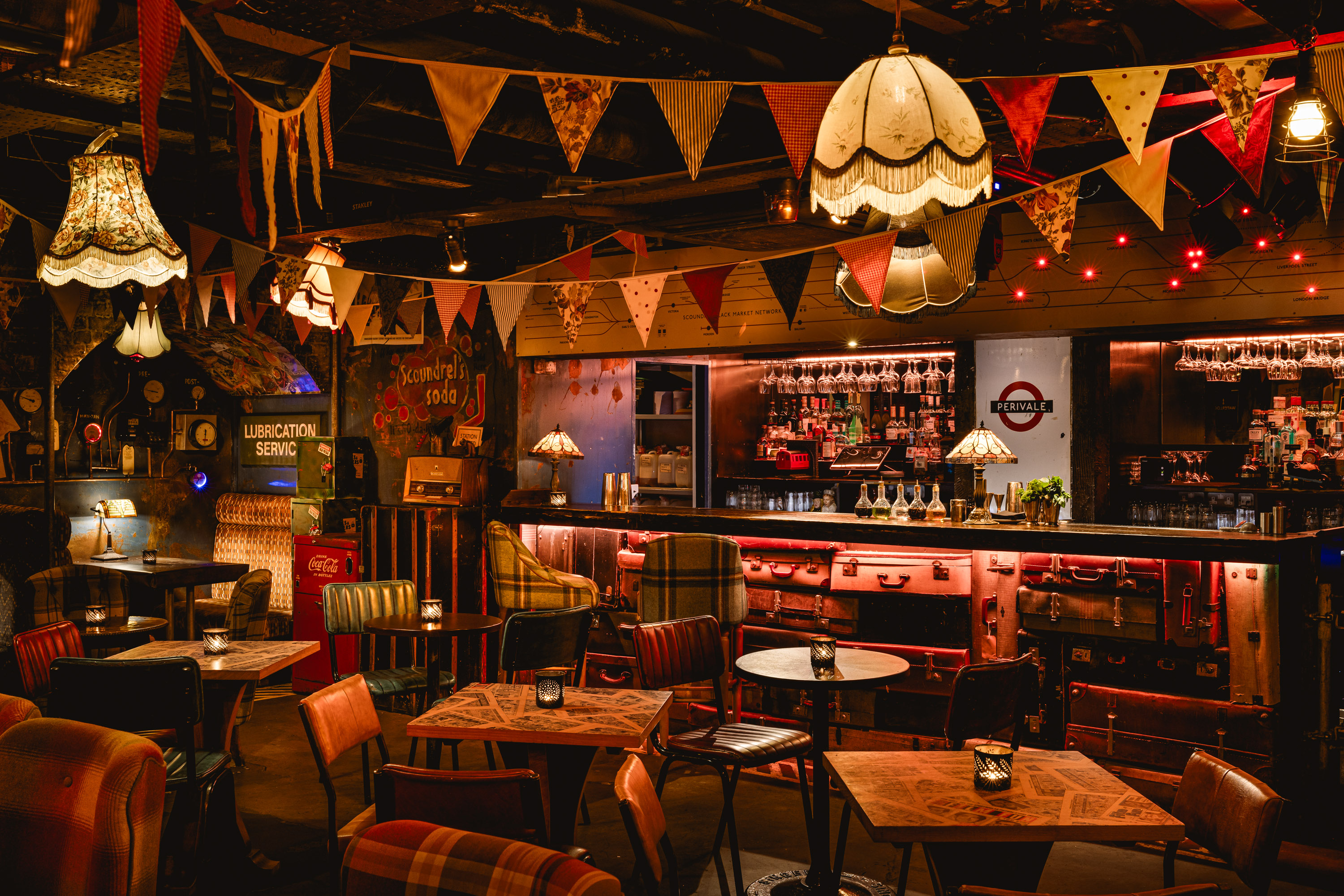 Ticket Hall & Southbound - 7352b846-feeb-49ce-a4d4-55a1d330d178.jpg