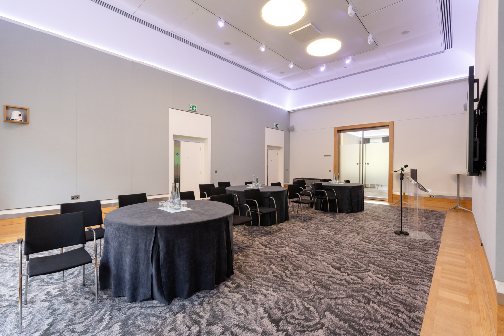 Sir Kirby Laing - 707539f8-1613-462e-b10b-02ea4a323003.jpg