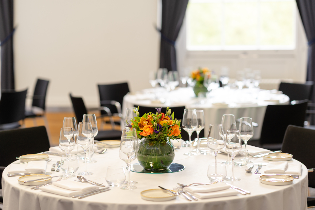 Sir Kirby Laing - 02e49eaa-717f-41b0-aca0-7b520f1d7815.jpg