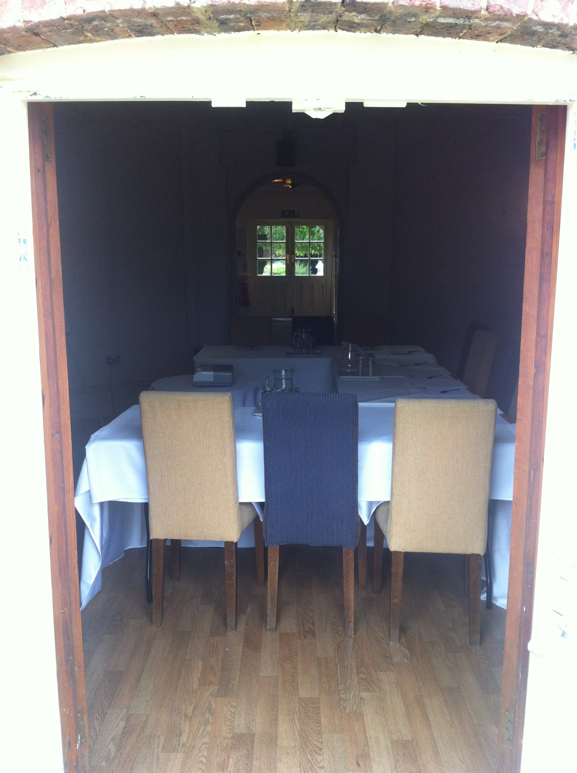 Cozy meeting space at The Roundels, perfect for workshops and strategy sessions.