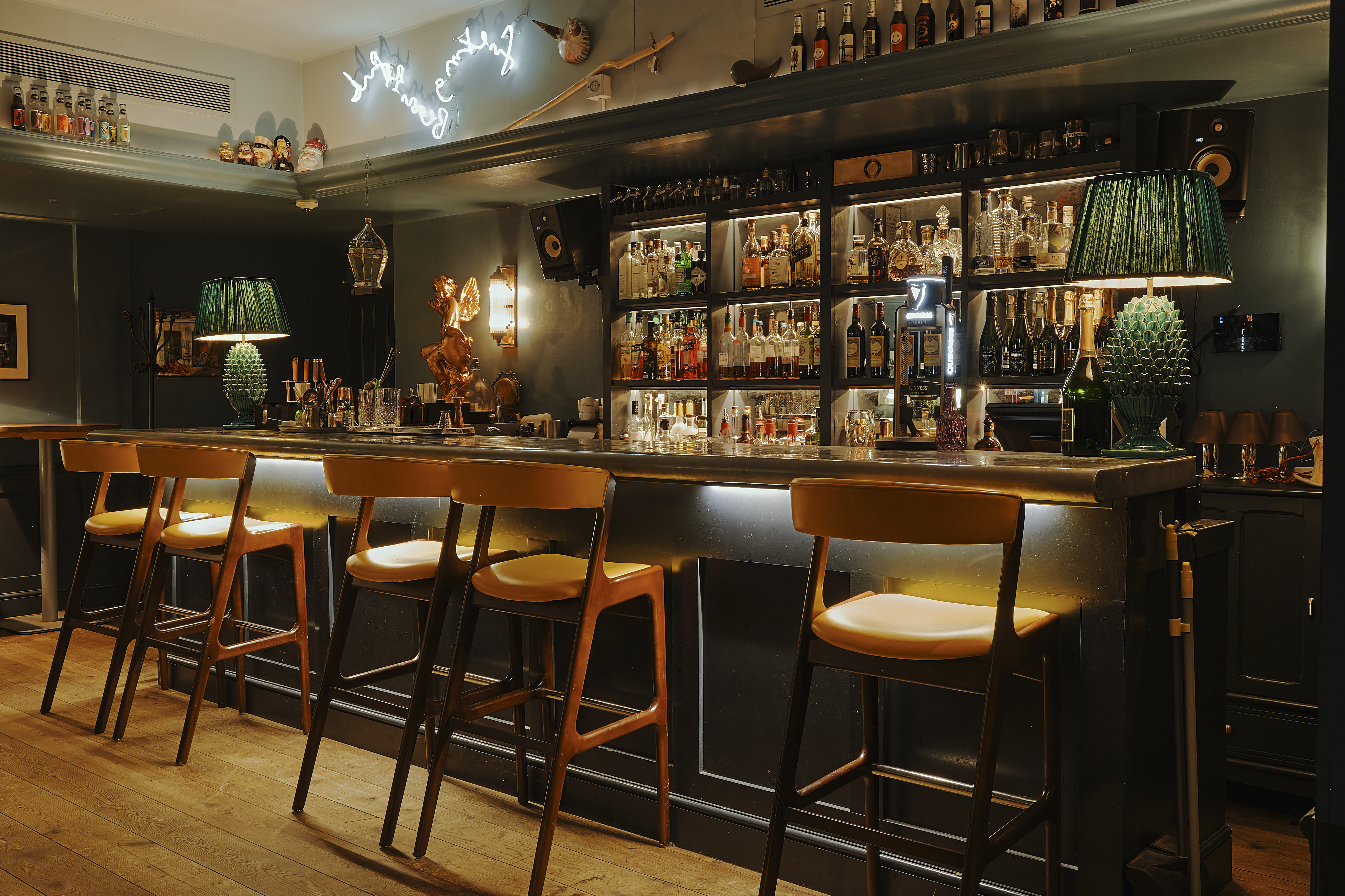 Lombard Club - 36367a8e-f851-4dca-97ca-67cfc139f068.jpg