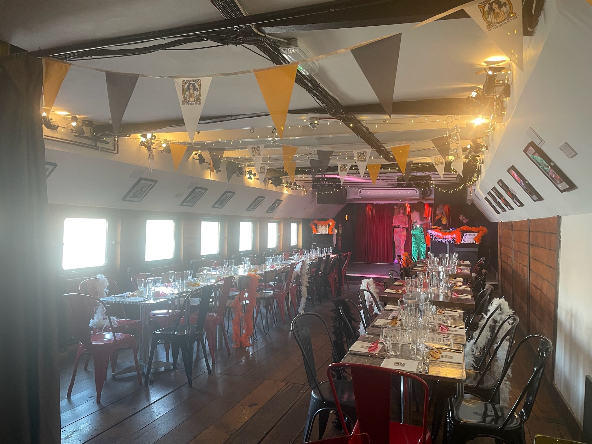 Lower Deck - a3fe1d28-80a7-46f7-9c16-b0f68643cb46.jpg