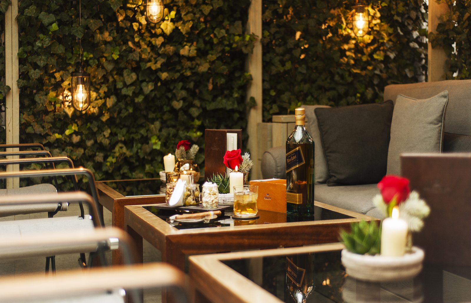 Christmas Parties - uung2l1uv4w.jpg