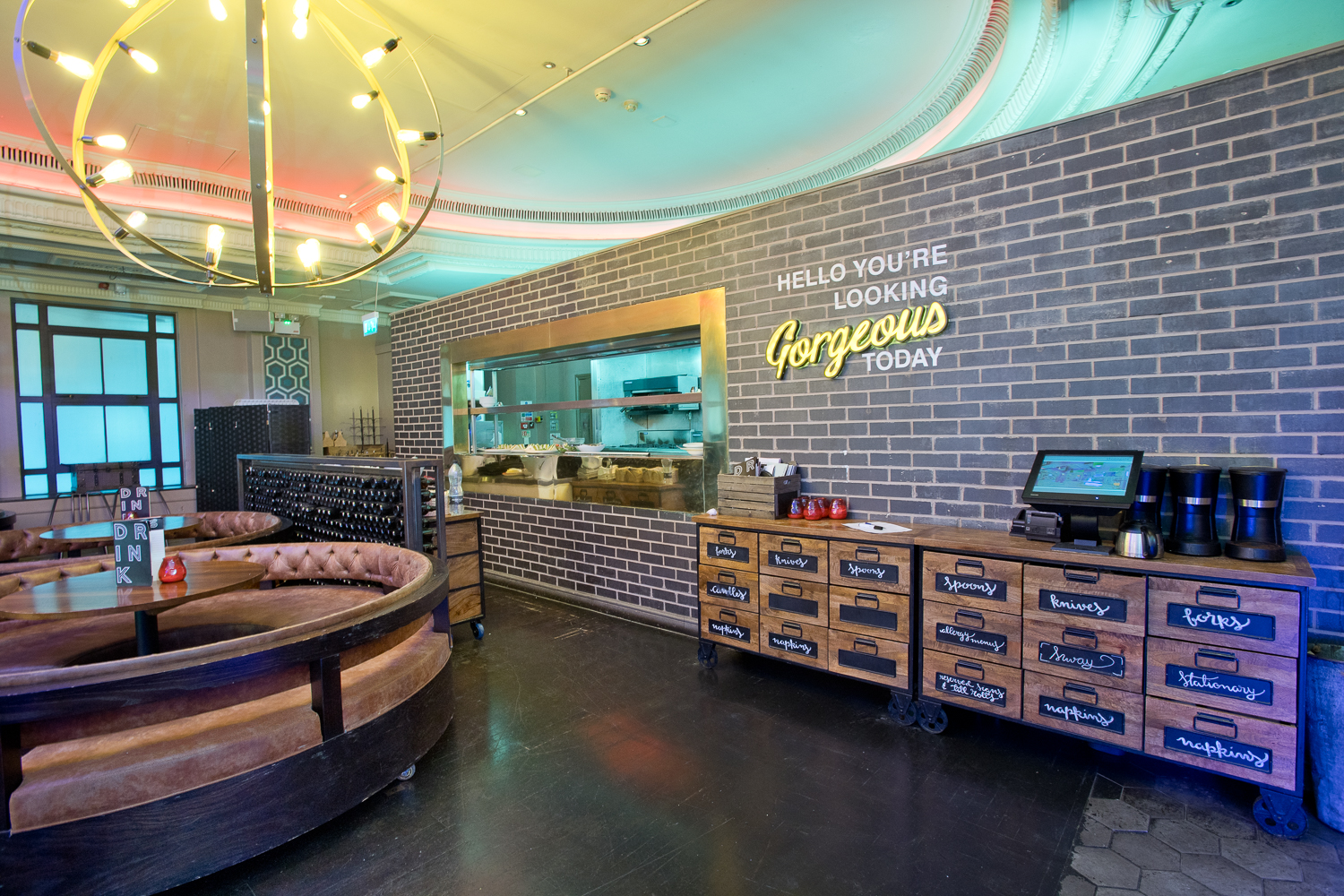 Stylish Bar & Kitchen in Sway, perfect for events and networking with cozy seating.