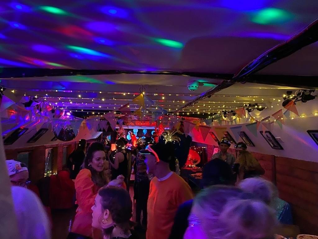 Whole Boat - ajec13wkyk2.jpeg