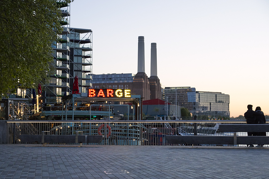 Battersea Barge - image 3