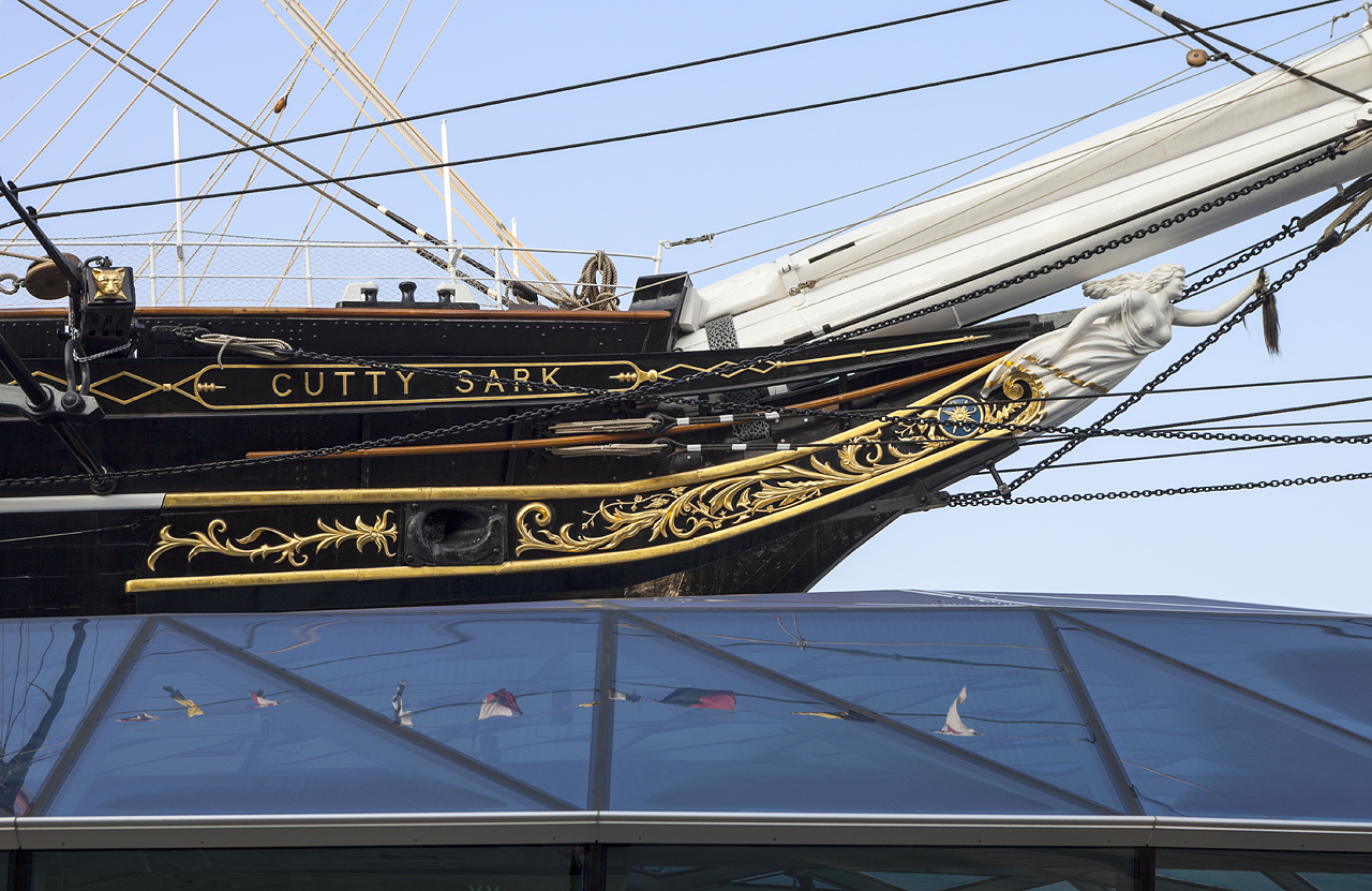 The Dry Berth - uj0nas5imtc.jpg