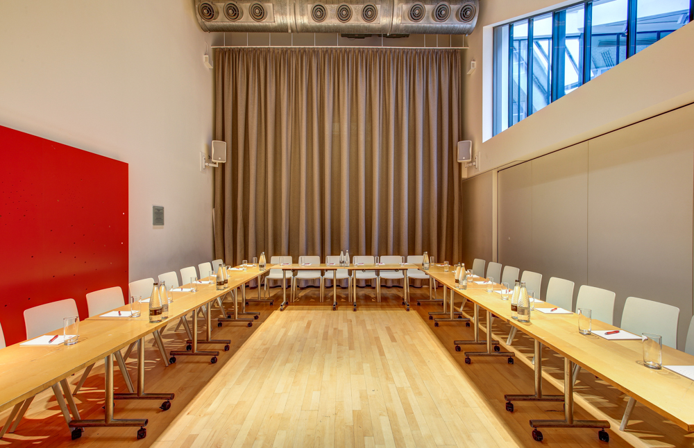 The Kahn - 5hhz40gyqb3.jpg