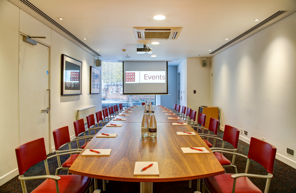 Pina Bausch Room  - 4ykupoblezn.jpg