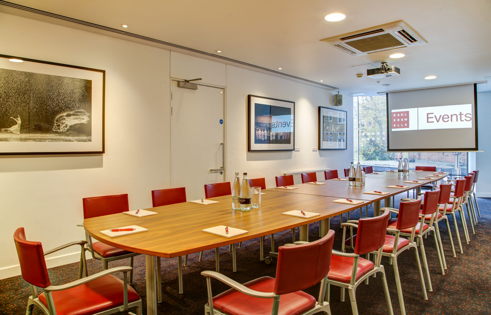 Pina Bausch Room  - o4z2bmf4vcs.jpg