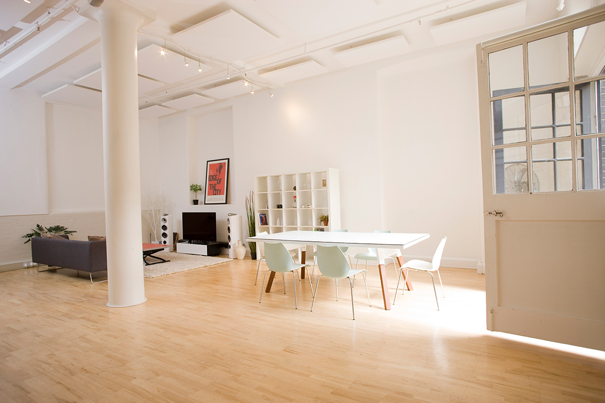 Bright, spacious UP Studio 1 meeting room for creative workshops and events.