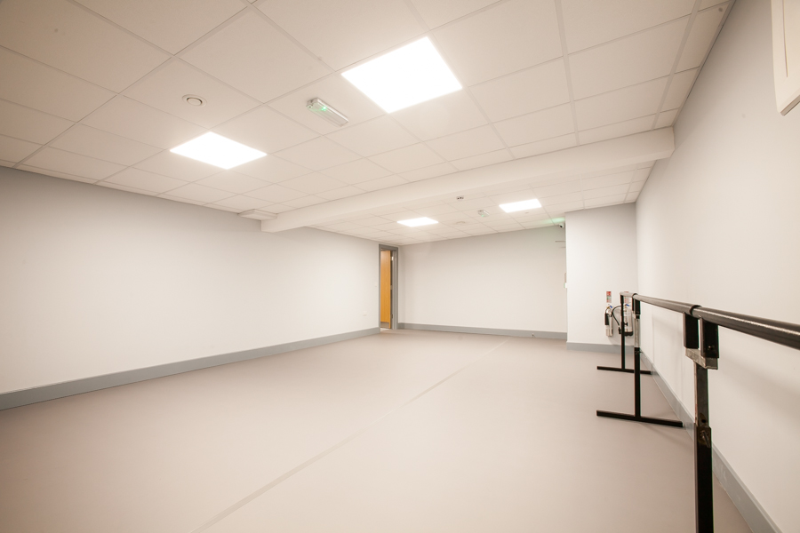 Violet Mary Studio: versatile, well-lit dance space for workshops and classes.