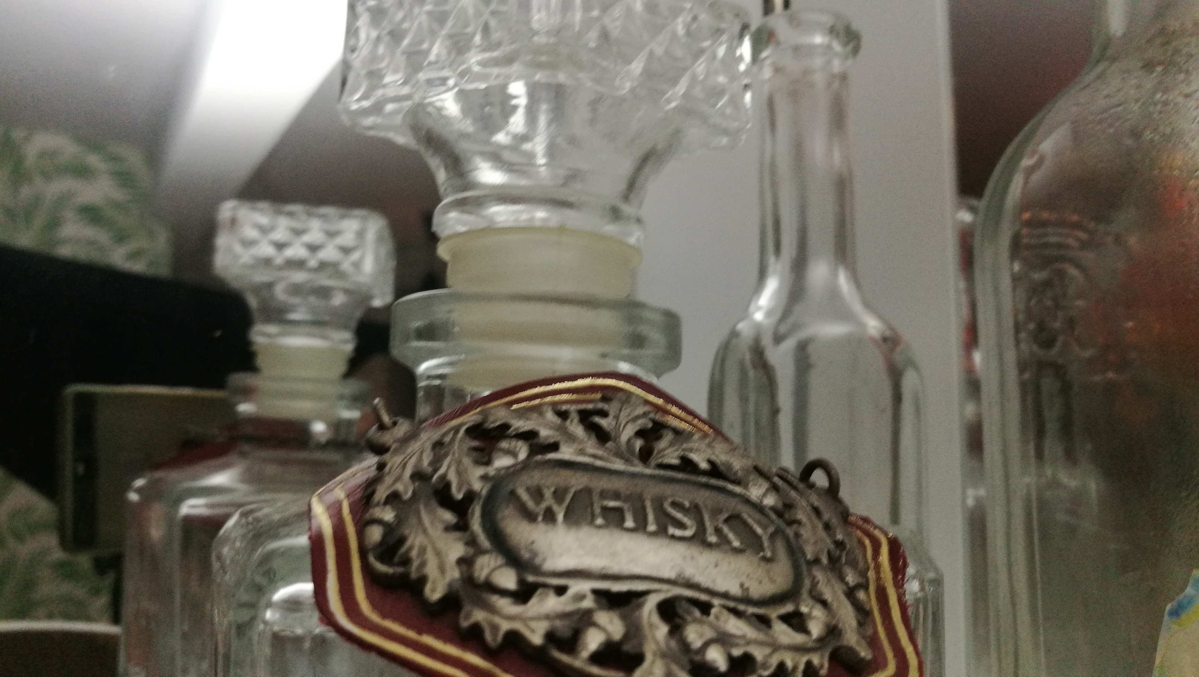 Whisky decanter in Dalston Popup Loft for elegant corporate events and cocktail receptions.