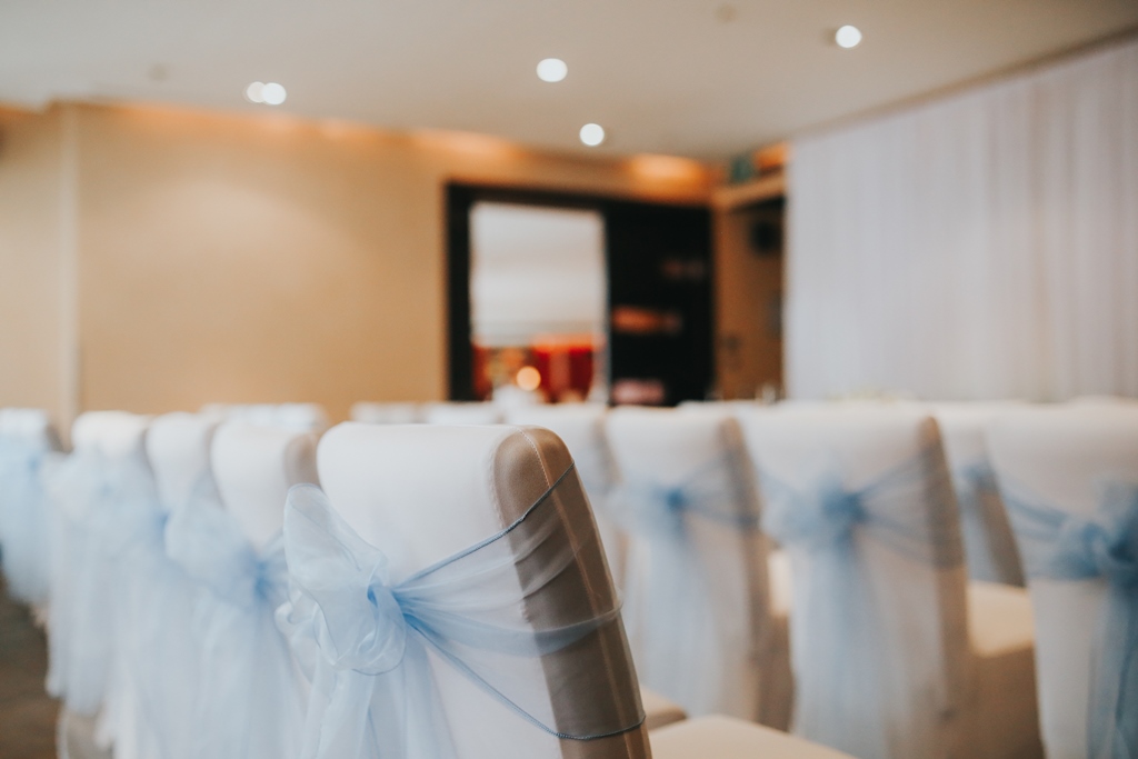 The Lounge - xgi1k30llux.jpg