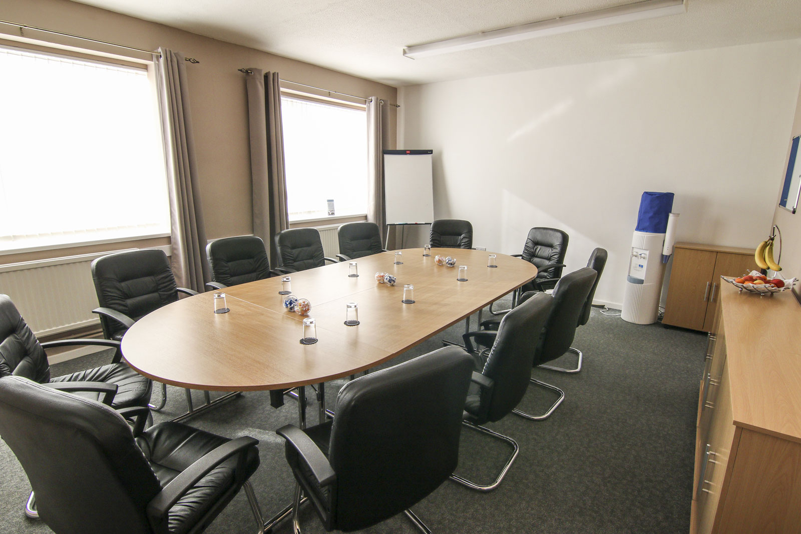 Abbey Room at Ayton House: oval table, ergonomic chairs for meetings and brainstorming.