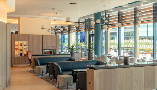 Buckingham Suite - rbbaa00fgbc.png