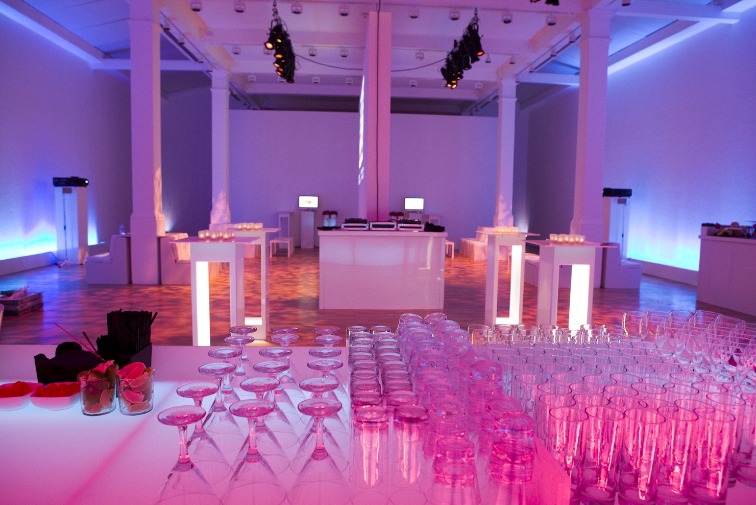 Sleek Whitechapel Gallery event space for upscale cocktail receptions and networking.