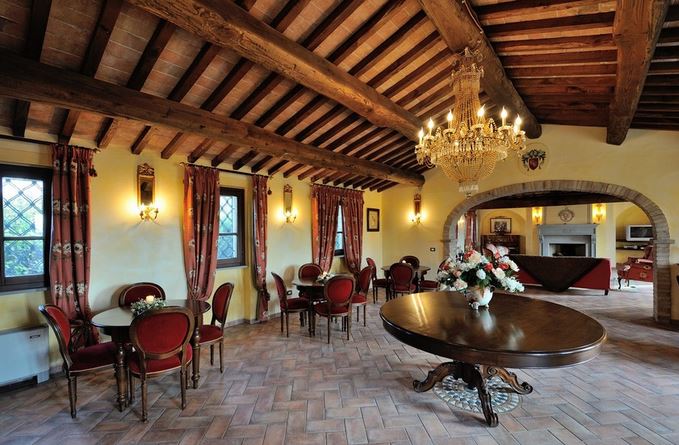 Charming event space in Villa of the Angels, Tuscany, ideal for gatherings and meetings.