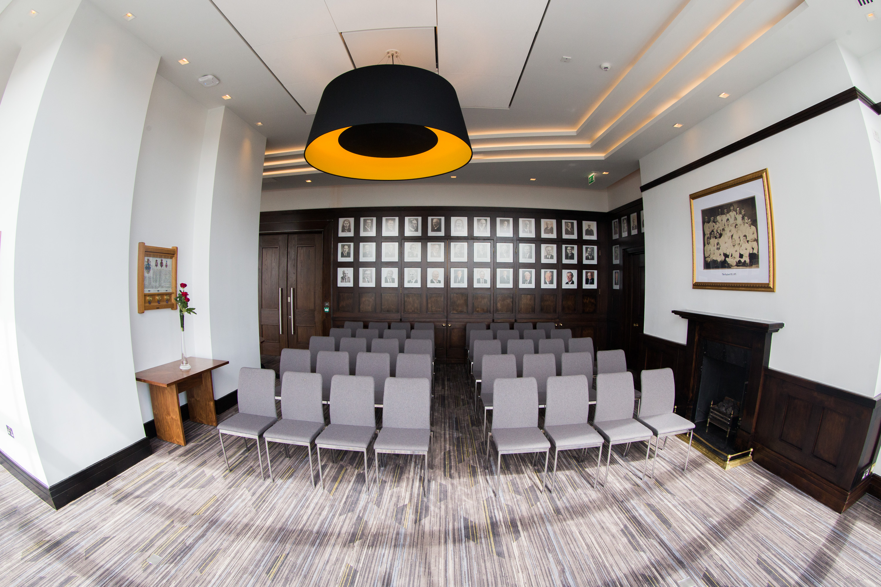 Allianz Stadium Council Room: modern meeting space with stylish decor for presentations.
